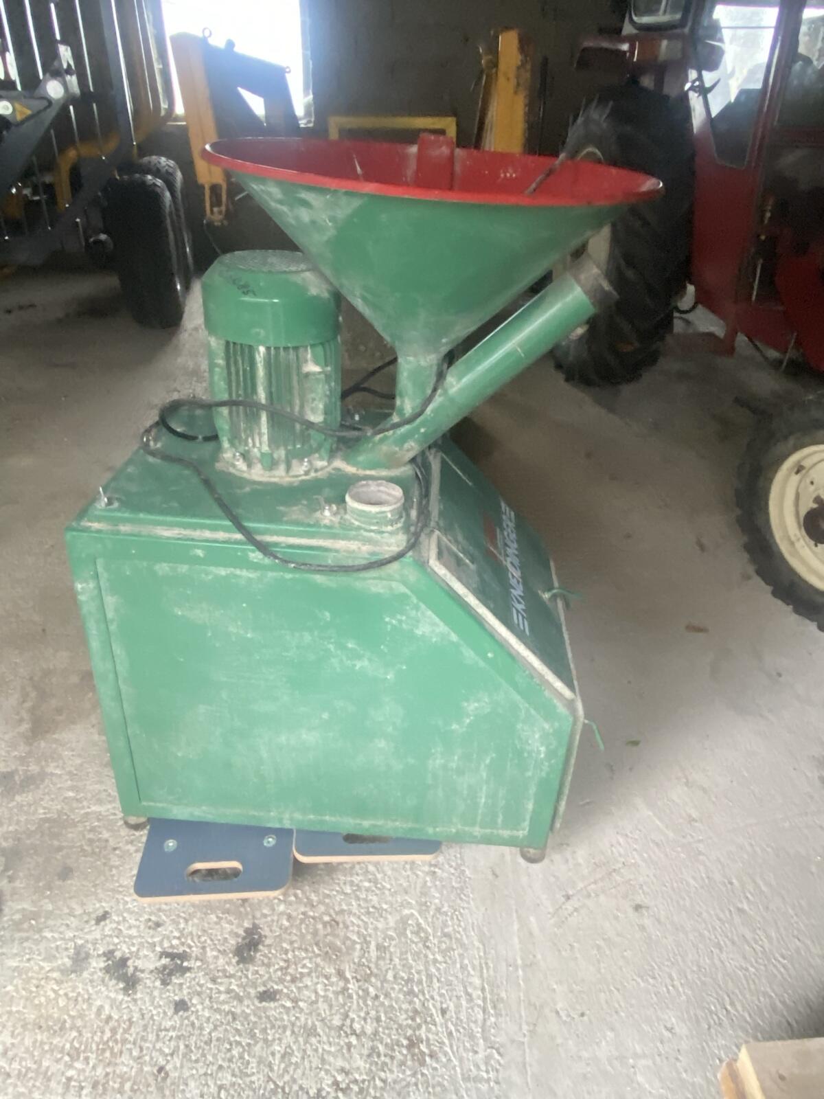 Voran KH1 Getreidehammermühle 2