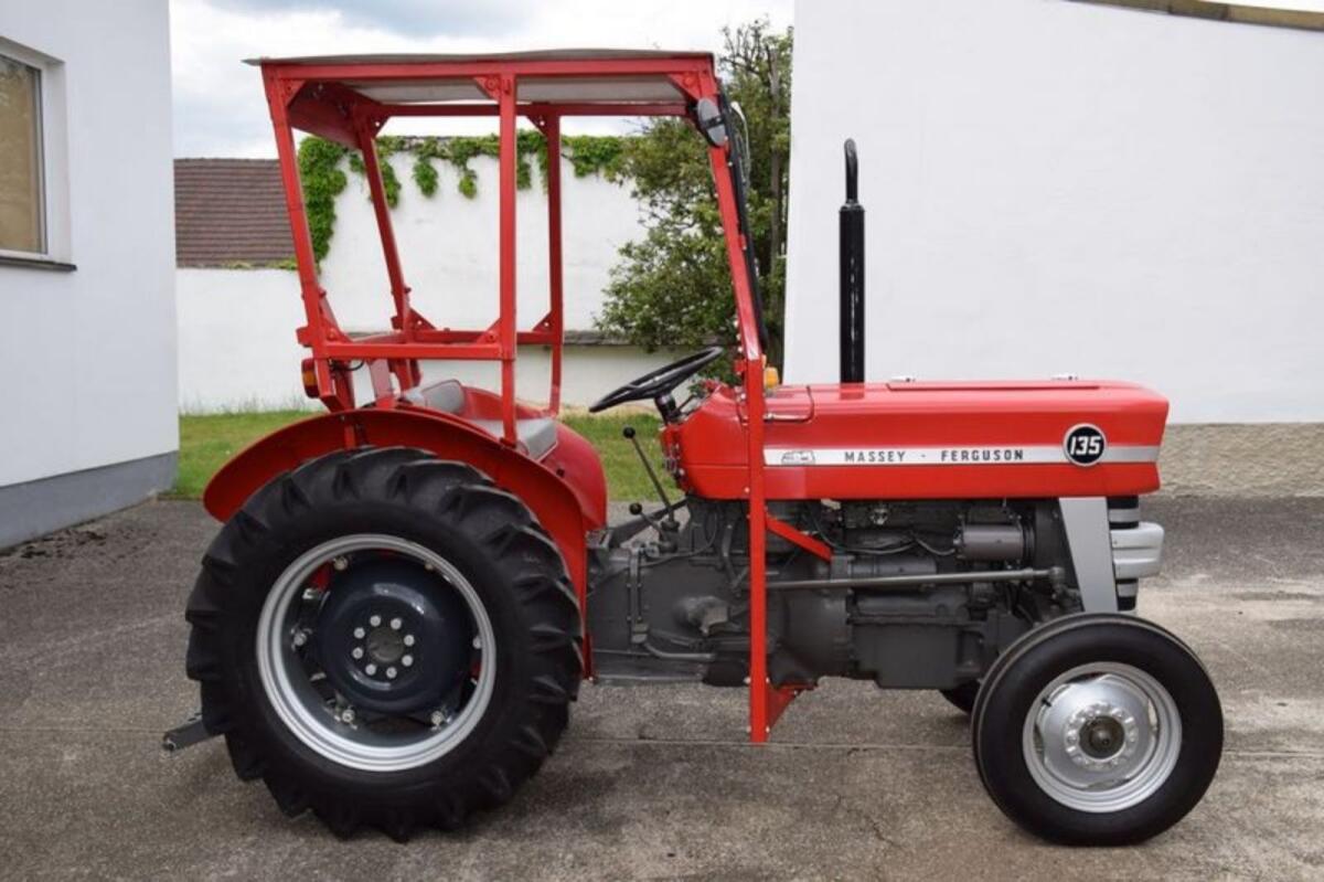 Massey Ferguson MF 135 Schmalspur/Weinberg 2