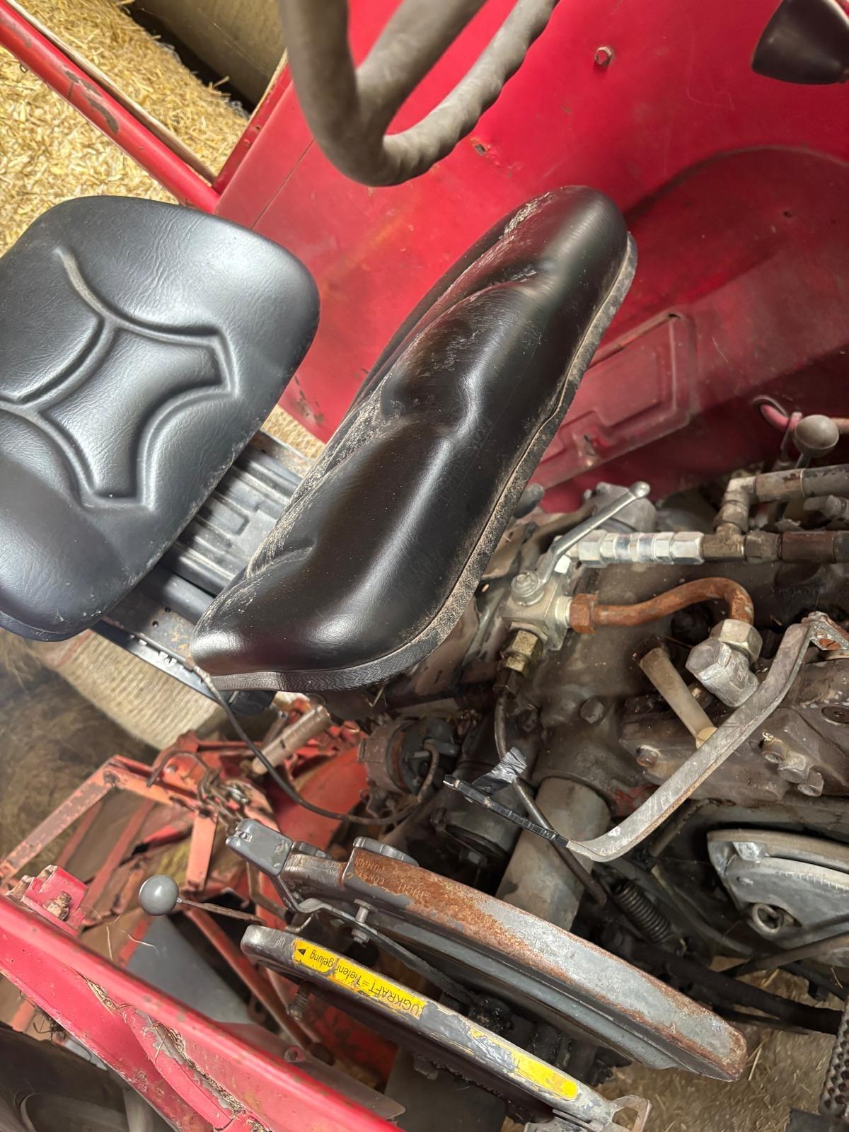 Massey Ferguson 135 2