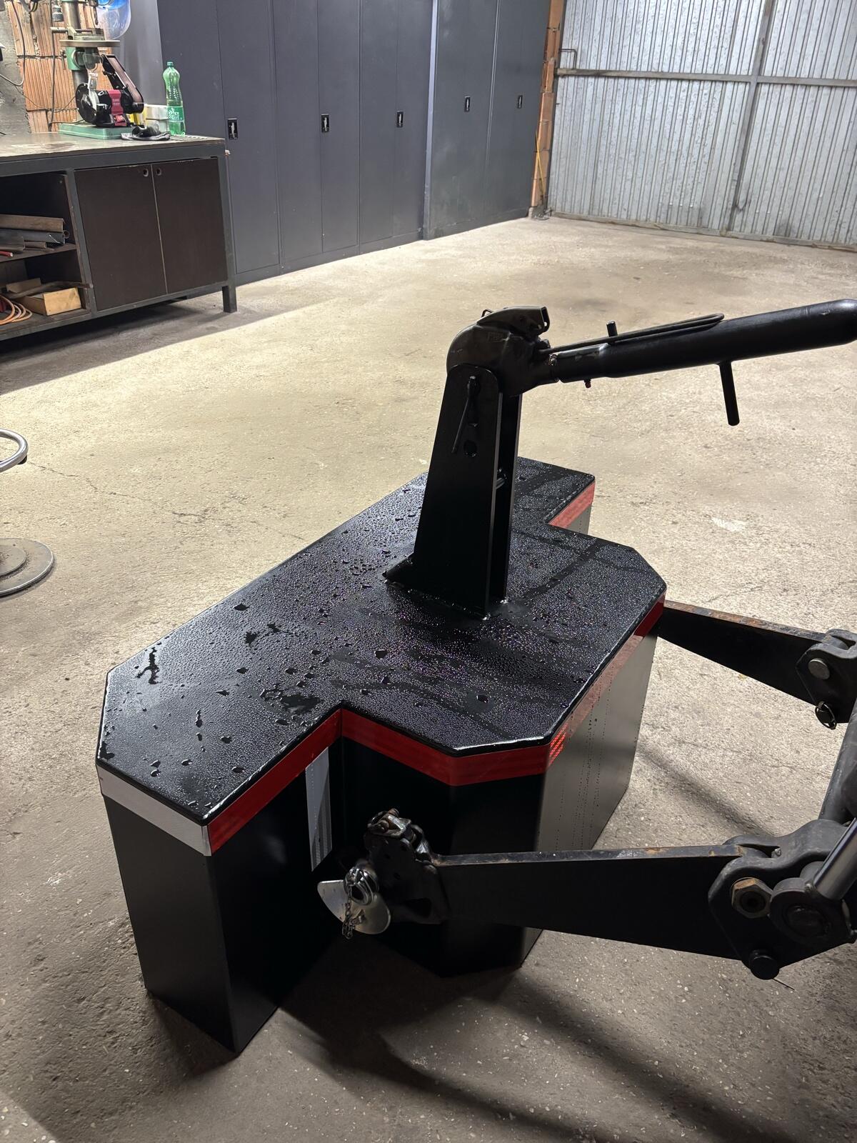 Frontgewicht 900 kg 3