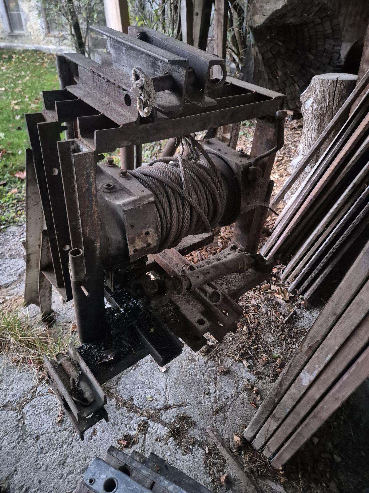 Frontlader und GMC-Winde 3