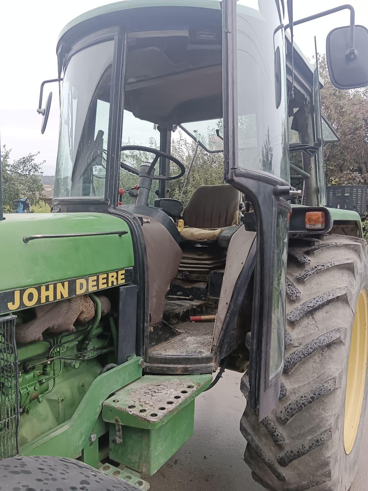 John Deere 2650 3