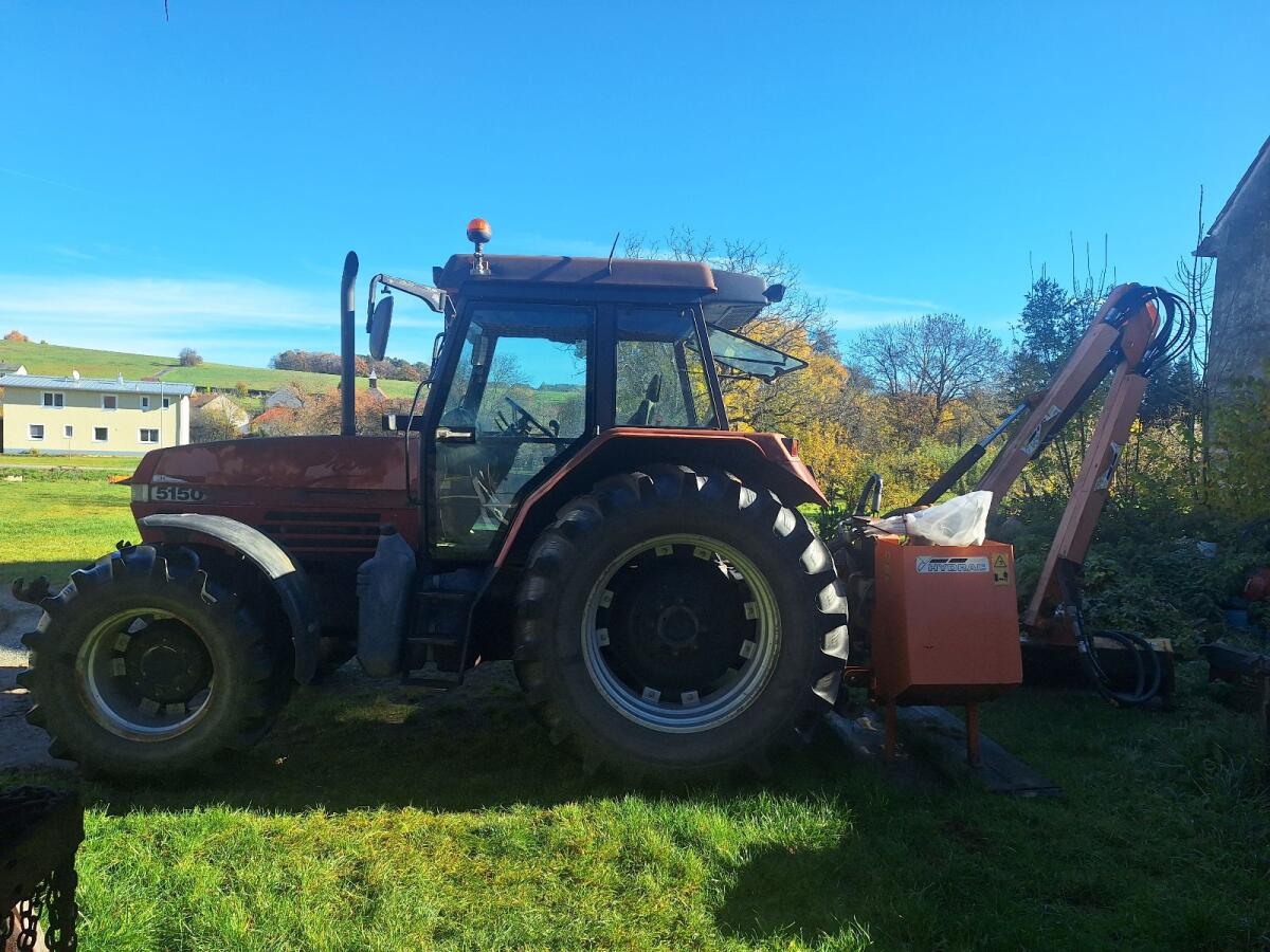 Case Maxum Pro 5150 mit Böschungsmäher Hydrac 6212V 1
