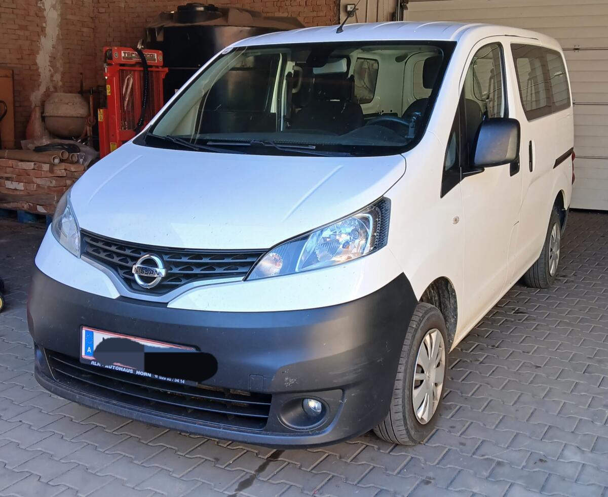 Nissan NV200 1
