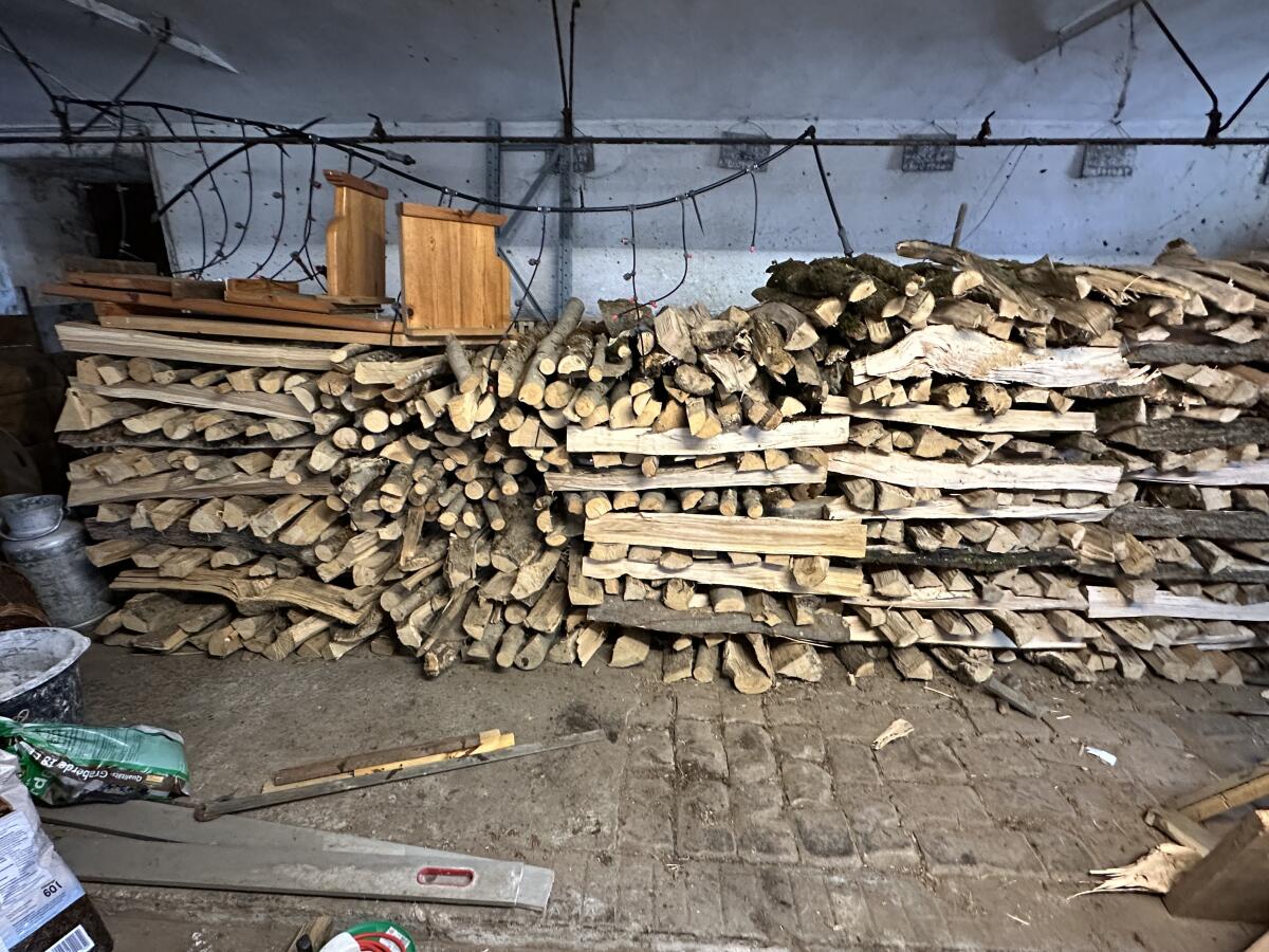 Verkaufe trockenes Eschenscheitholz 7,5 m³ 2