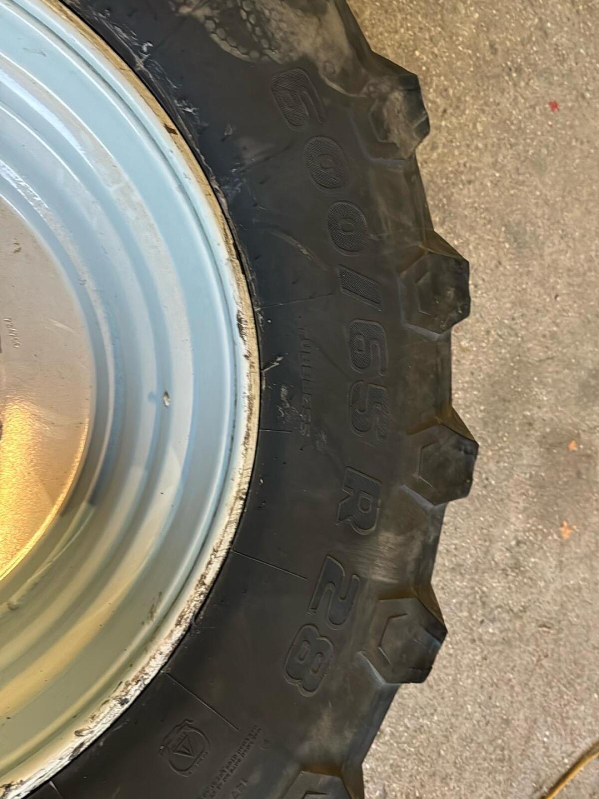 600/65 R28 Trelleborg 3