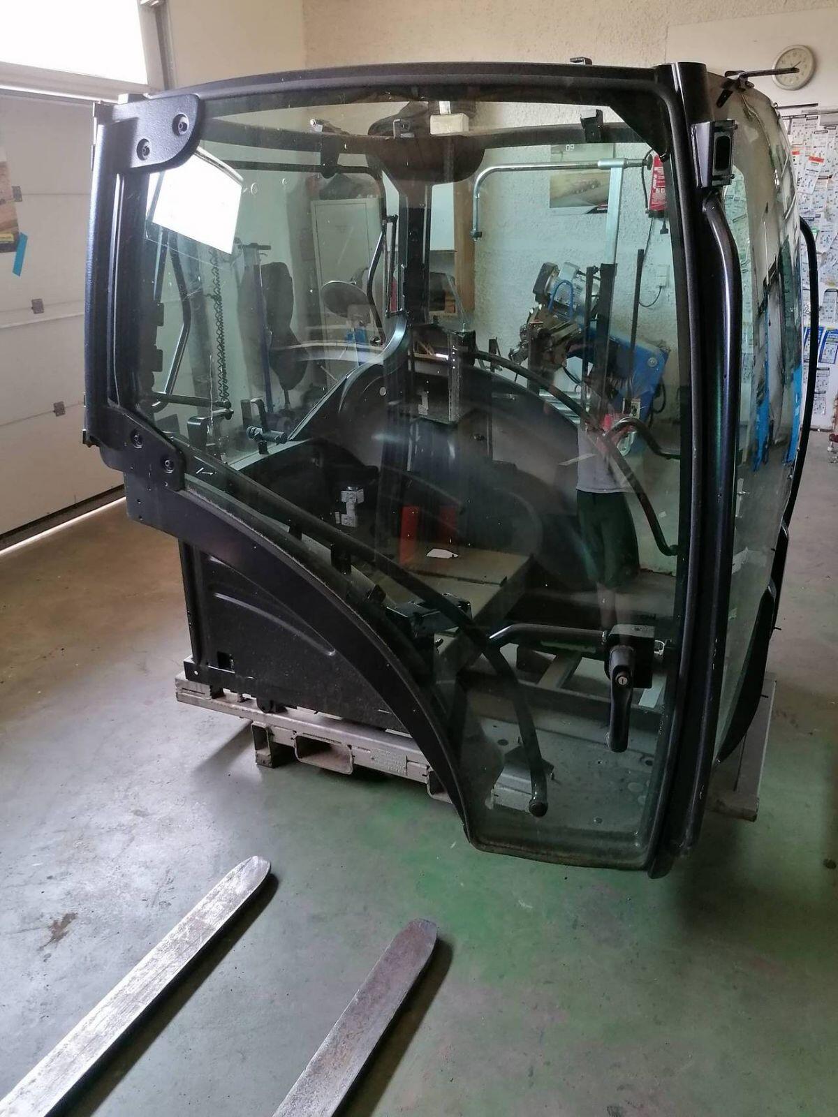 CNH Kabine New Holland, Steyr, Case 2