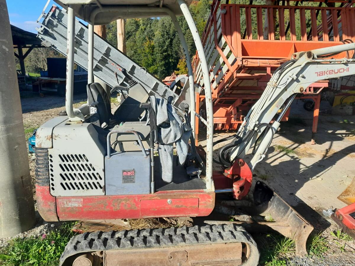 Suche gebrauchte Landmaschinen Traktoren für Export 3