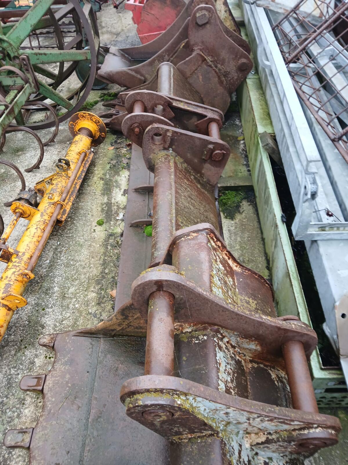 Diverse Baggerlöffel 3