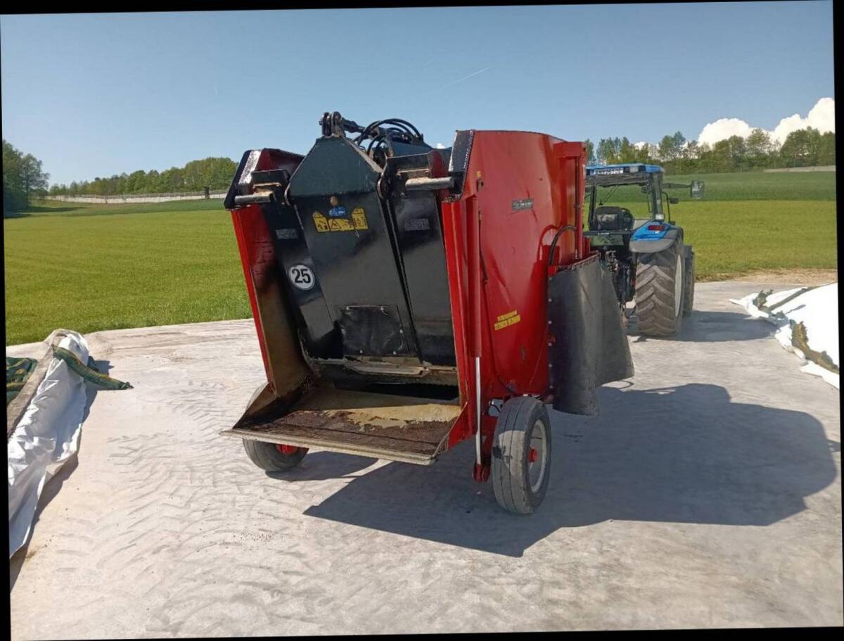 Trioliet Gigant 700 3