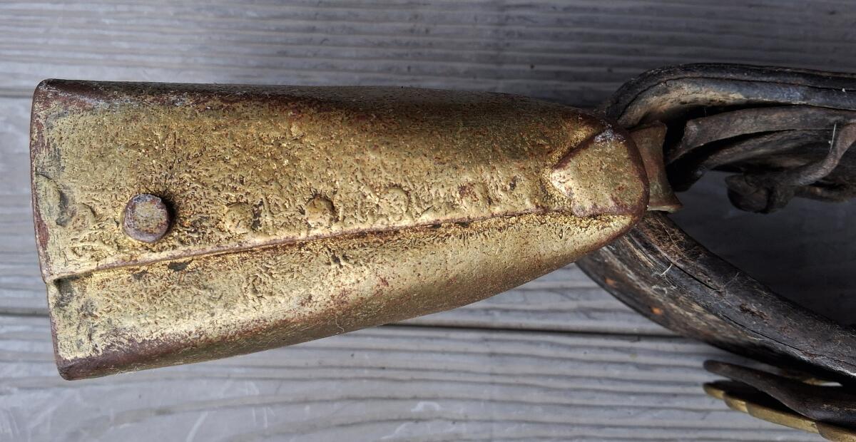 Kuhglocke Kuhschelle mit Lederriemen und Messingschnalle 3