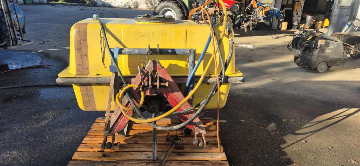 Pflanzenschutzgerät zum Freispritzen 1