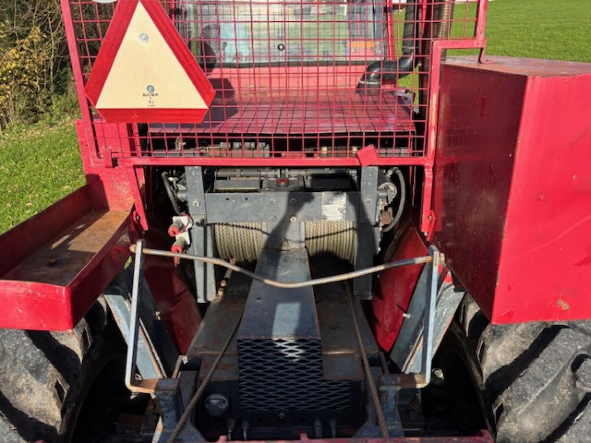 Forst-Schlepper Mahler Elefant mit DT Kyburz 2