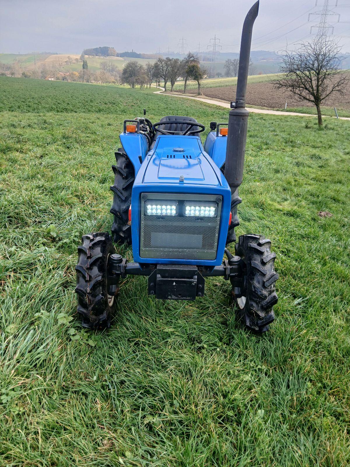 Iseki TU 1700 Kleintraktor 2