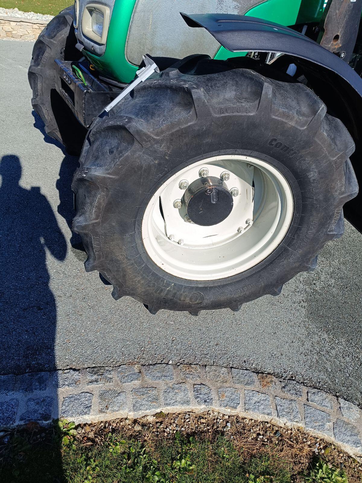 Traktorreifen 420/70/24 3