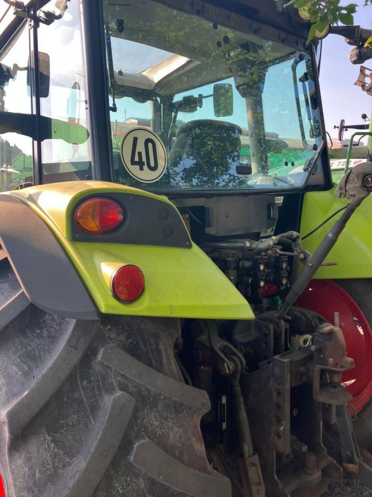 2012 Claas Axos 310C 3