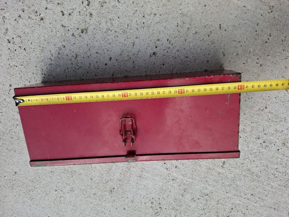 Originale Steyr Werkzeugkiste 2