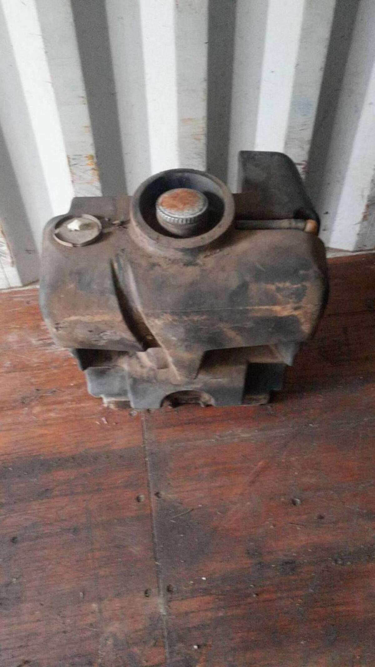 Kraftstofftank Steyr 948 1