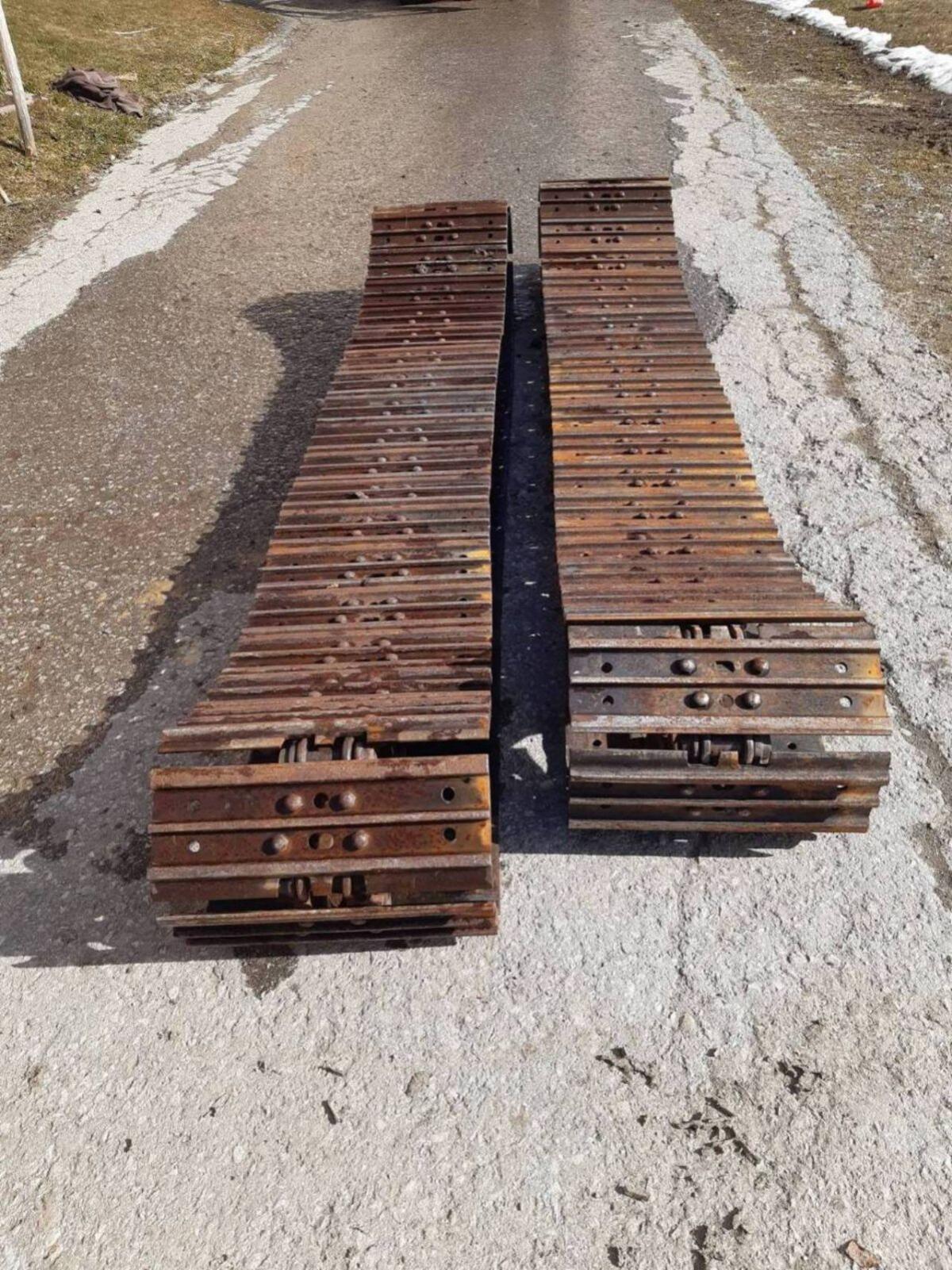 Eisenketten für Bagger Takeuchi TB 145 2