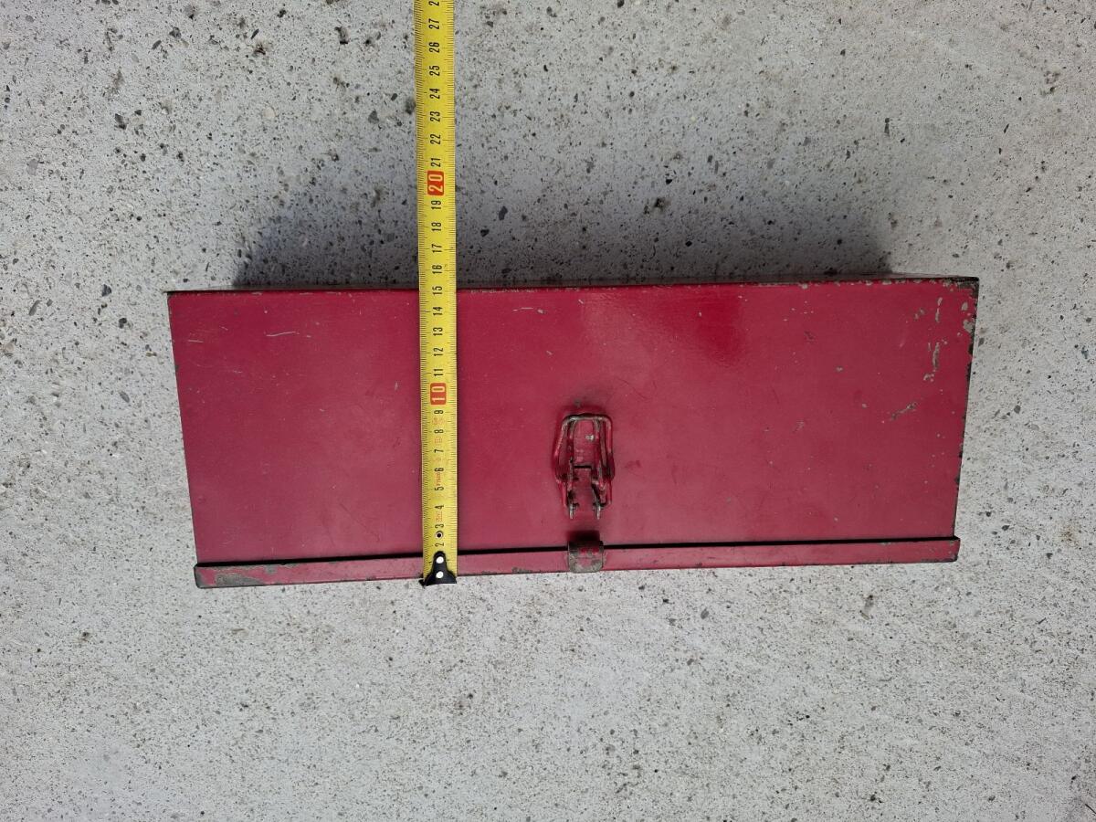 Originale Steyr Werkzeugkiste 3