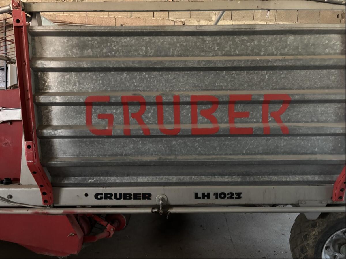 Gruber LH 1023 Ladewagen 2