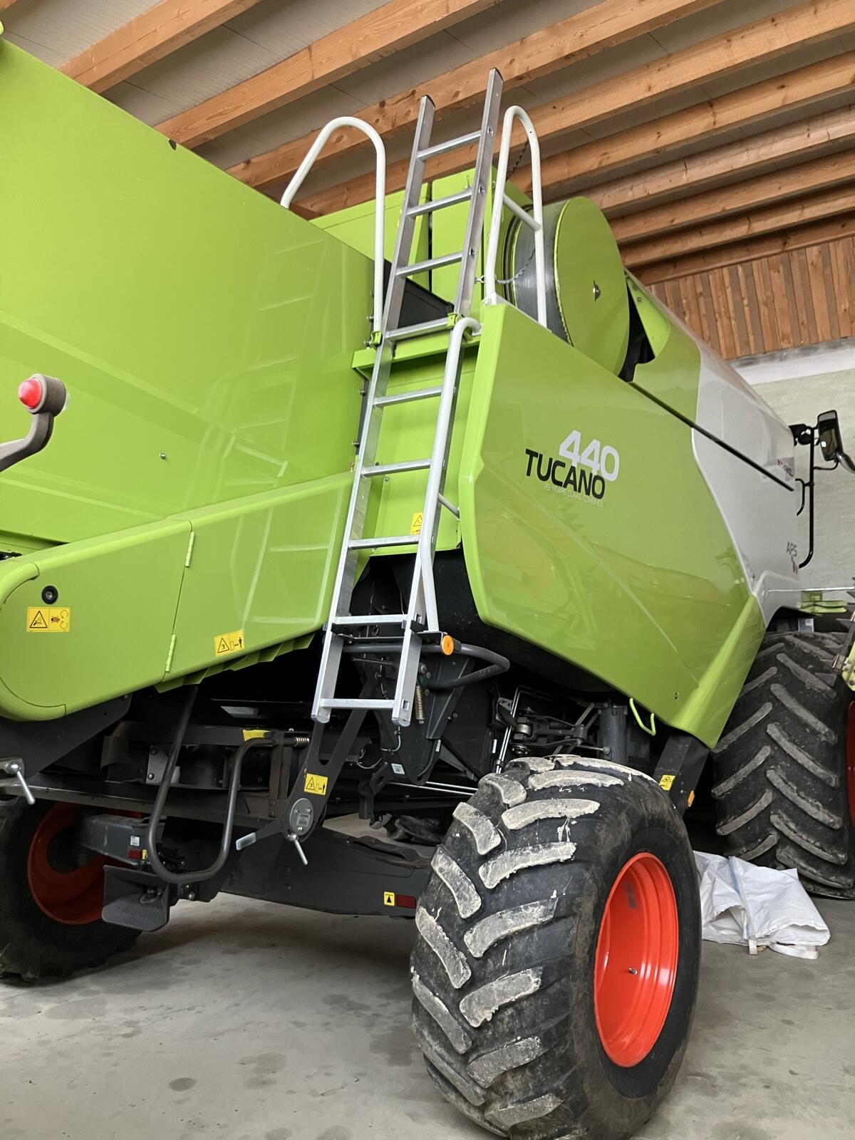 Claas Tucano 440 3