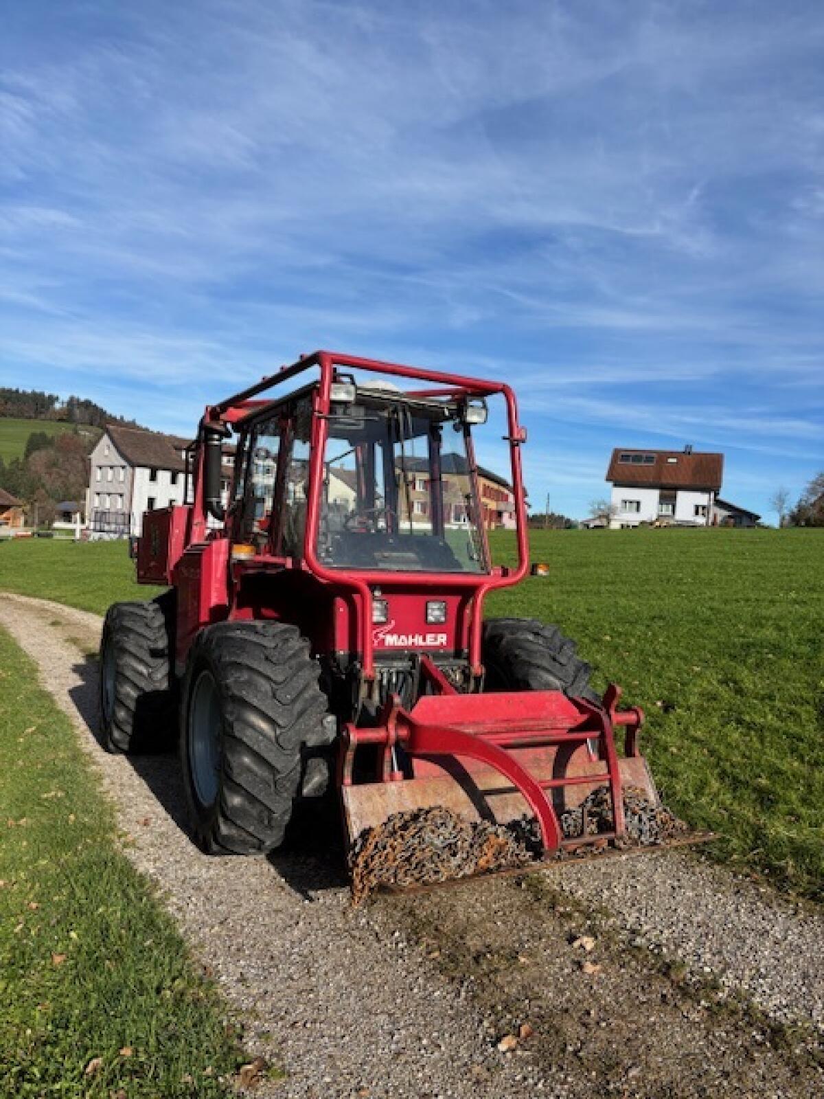Forst-Maschine  Mahler Elefant mit Kyburz DT 2