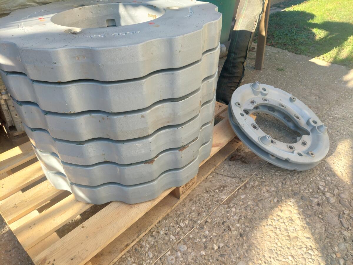 AGCO Radgewichte 6x 250 kg 1