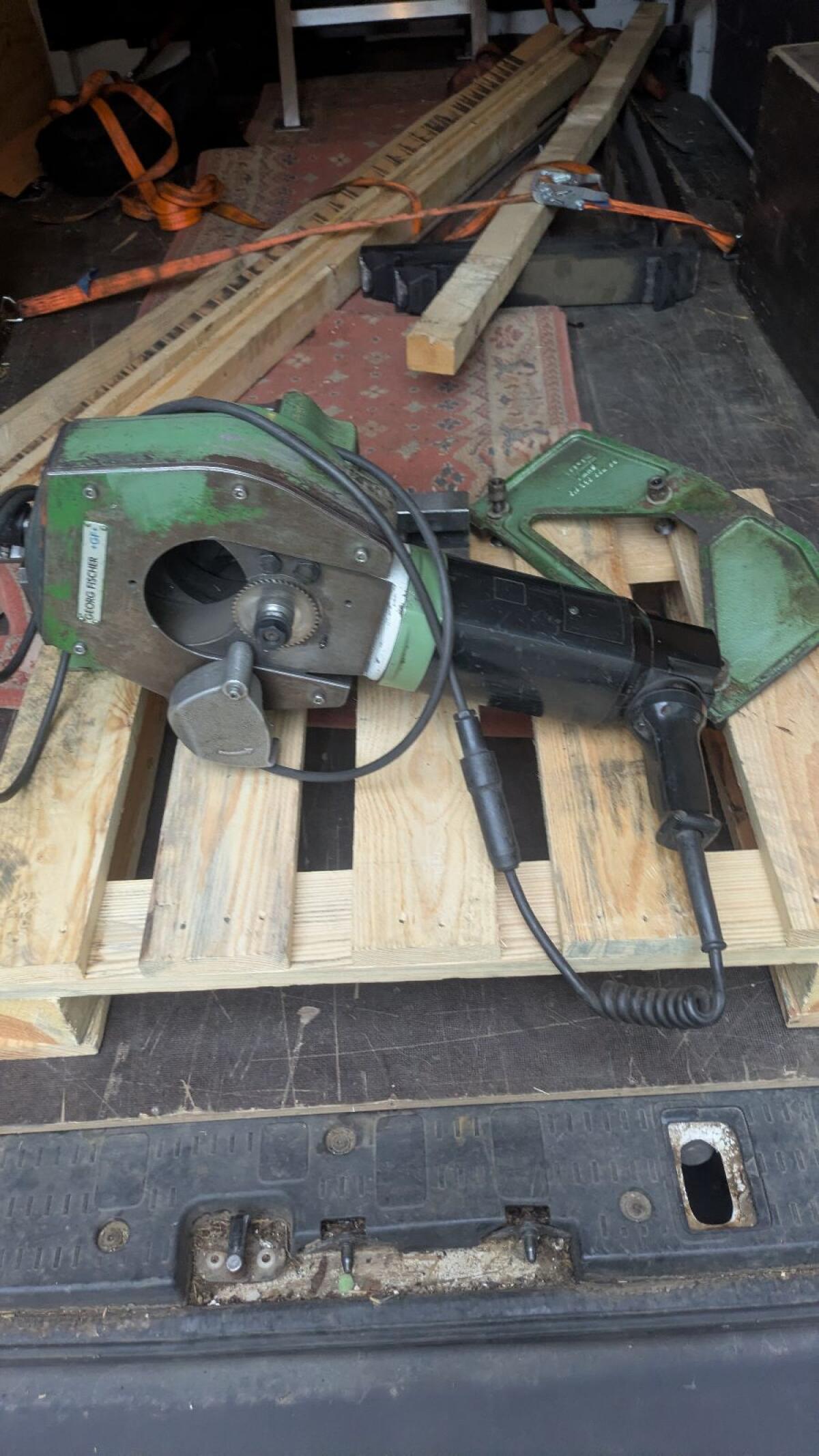 GF Säge / Orbital Rohrsäge inkl. Ersatzblätter 1