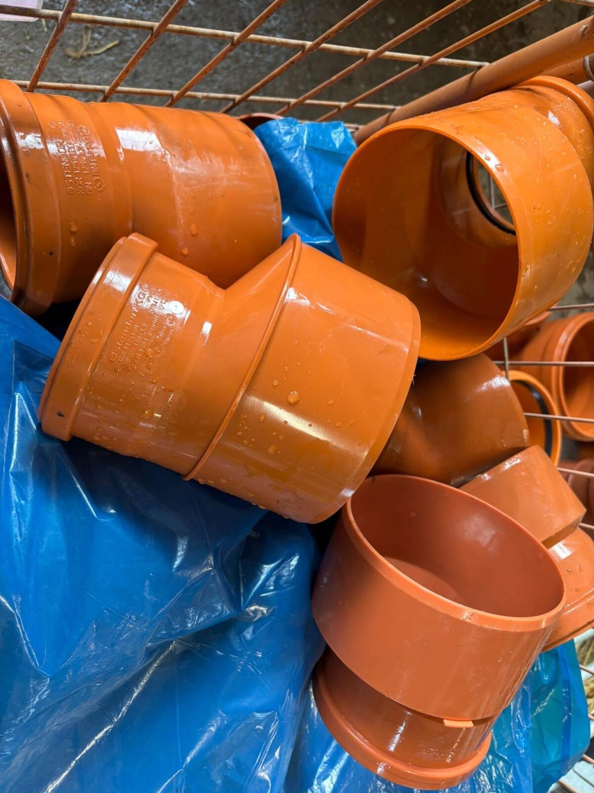 Verkaufe Bögen und Reduzierungen 1