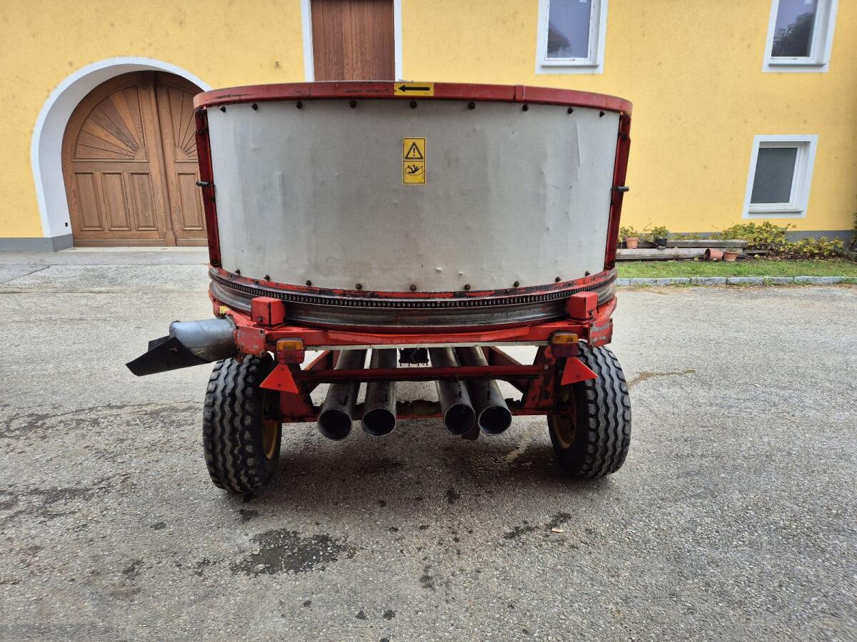 Taarup Kverneland KD807 Rundballenfräse 3