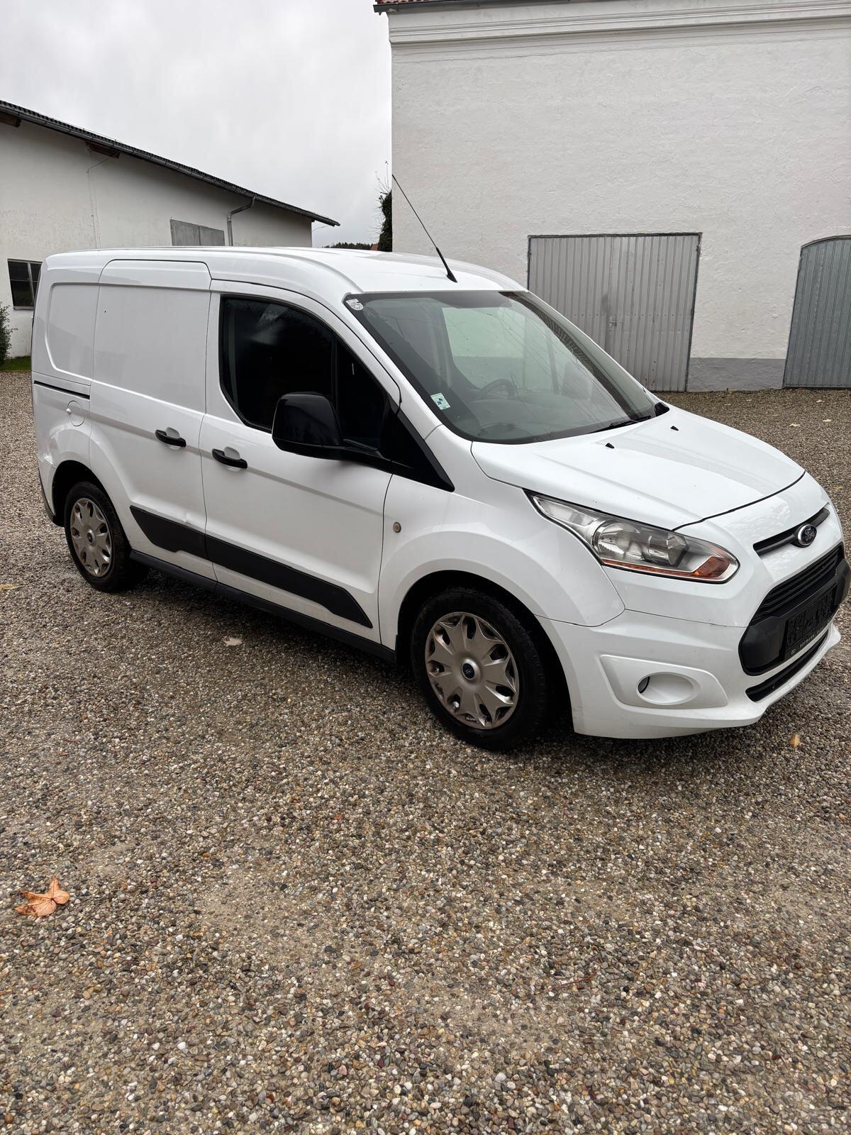 Ford Transit Connect L1 H2 3