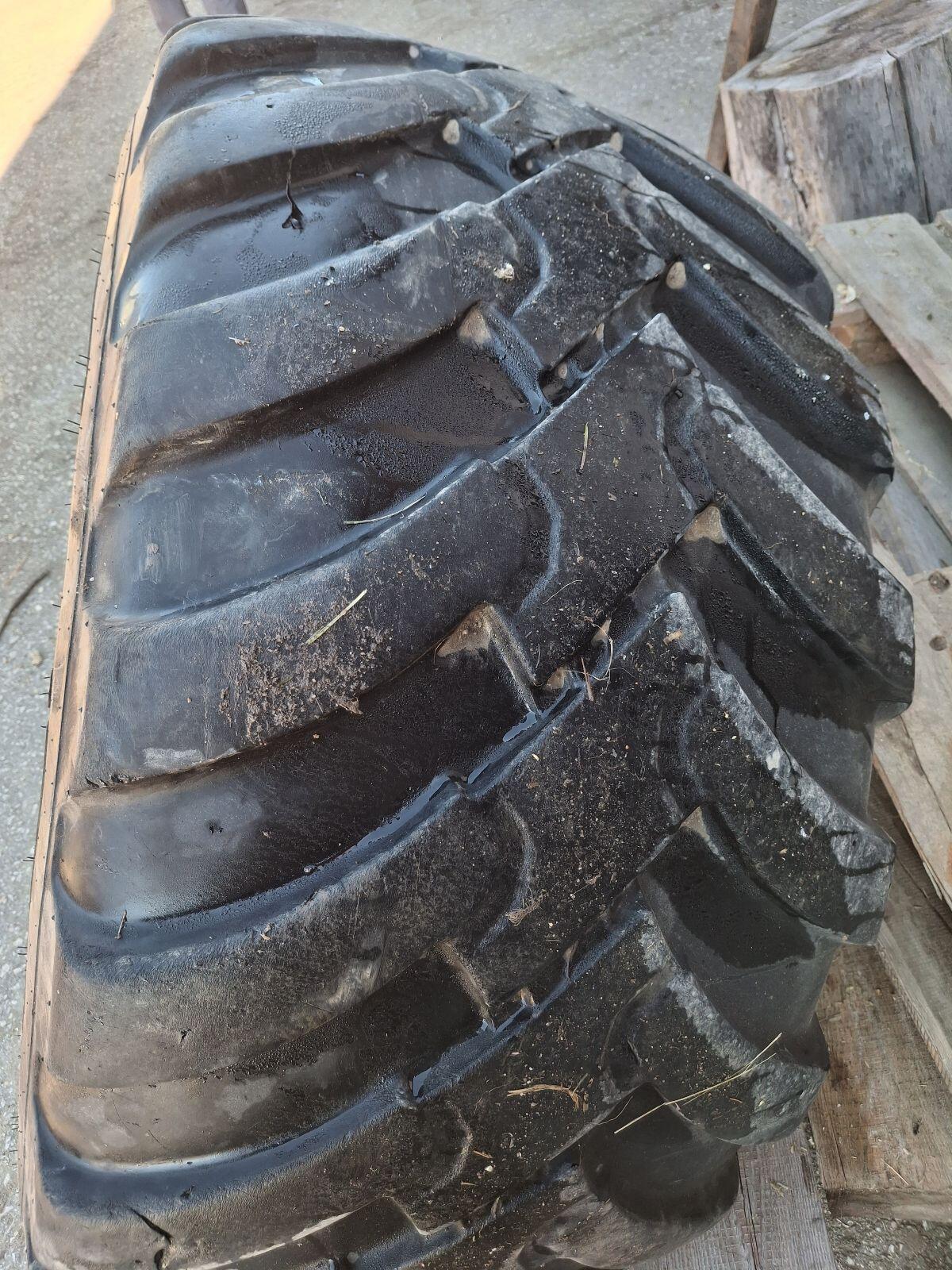 560/60R22.5 Ceat Floatmax FT 90% 2