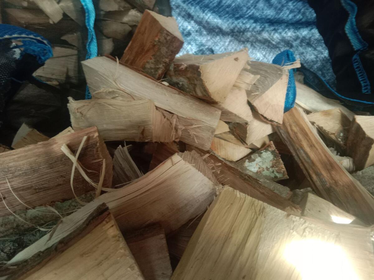 Buchenbrennholz, Brennholz weich, Hackschnitzel, Scheitholz 2