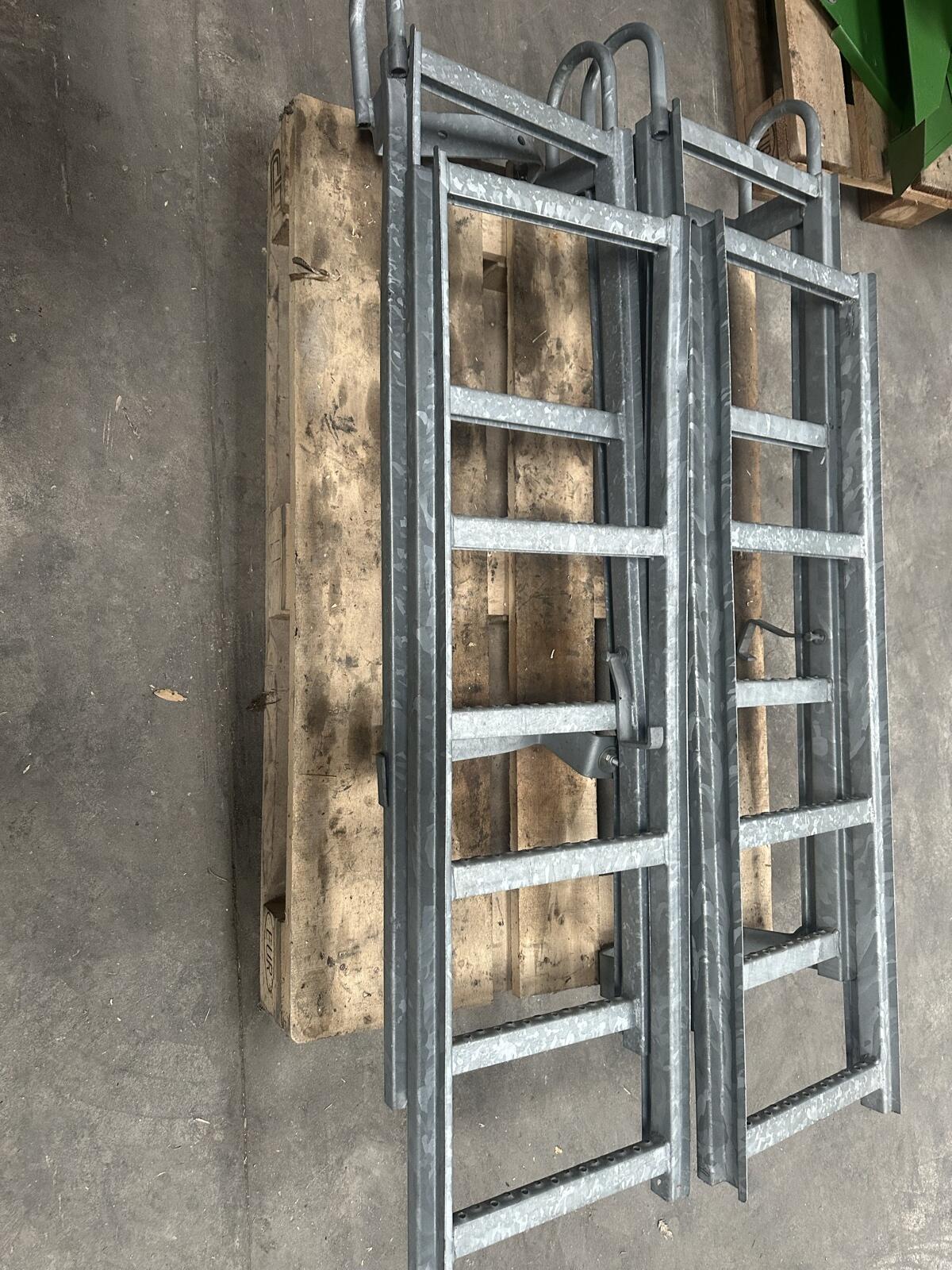 Aufstiegsleiter Fliegl 2