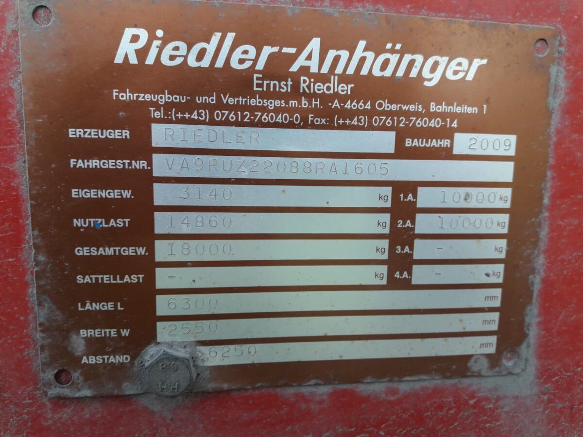 Anhänger Rundholz Riedler für Traktor 2