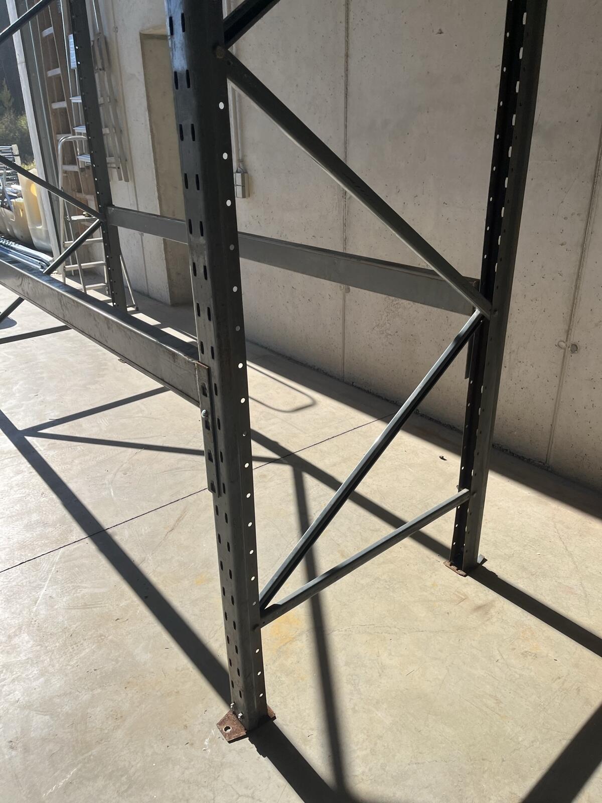 Palettenregal (Hochregal) 3