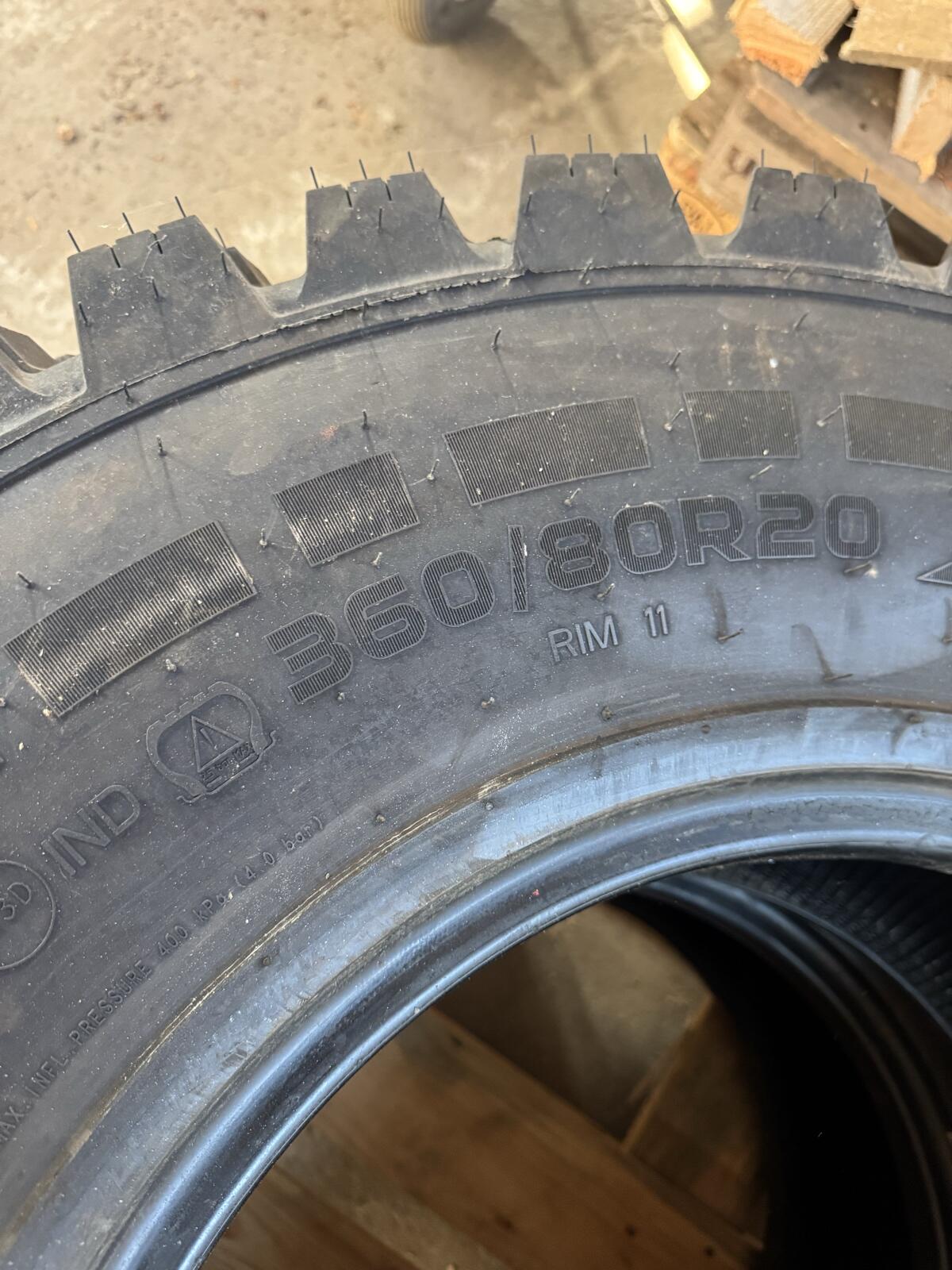 2x NOKIAN HAKKAPELIITTA TRI 360/80 2