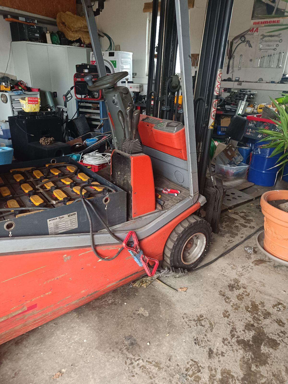 Gabelstapler C3E200 L 2