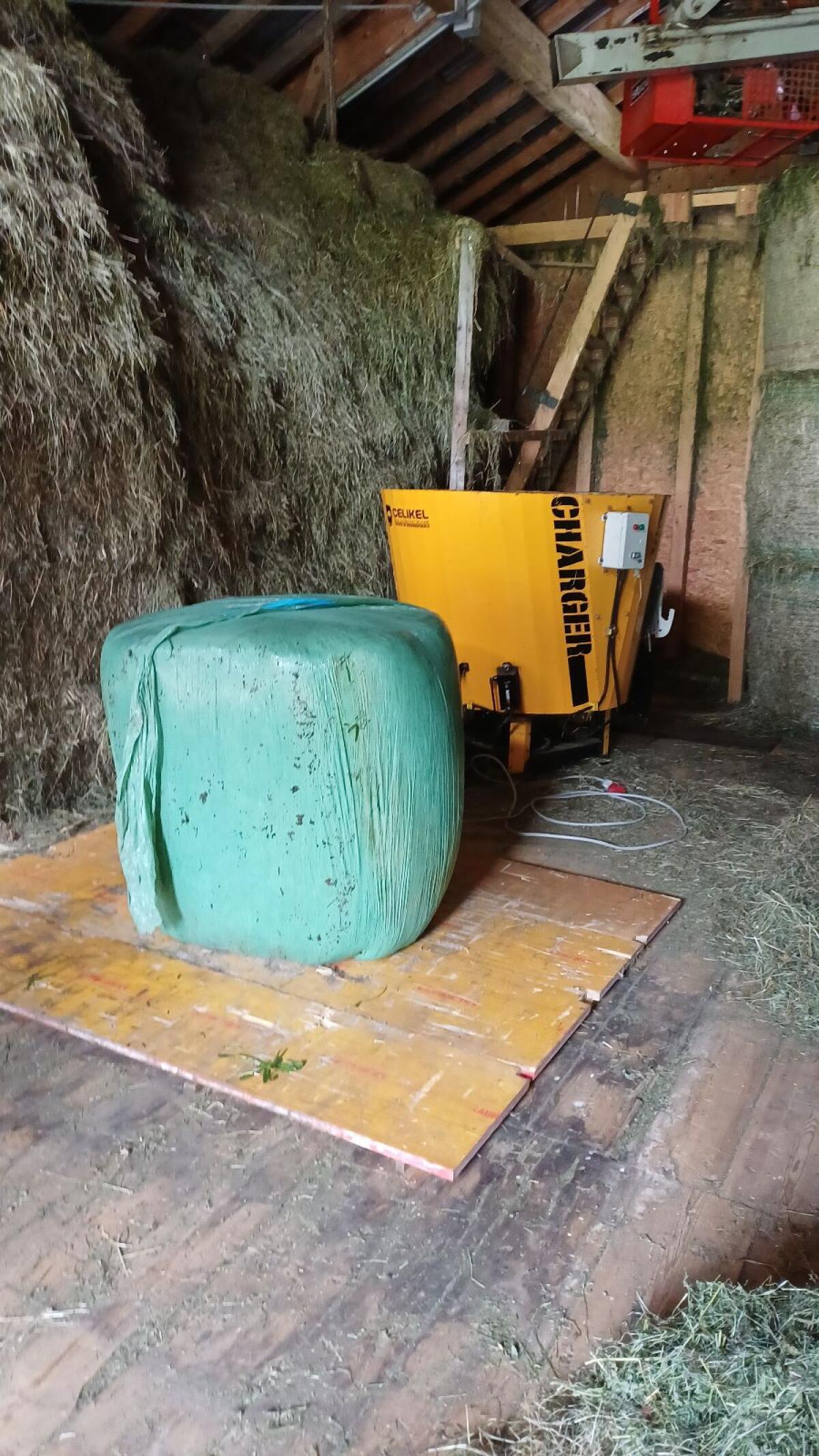 Stationärer Futtermischer 2