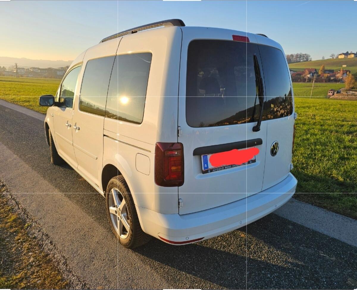 VW Caddy 2L TDi DSG 150 PS Kombi 3