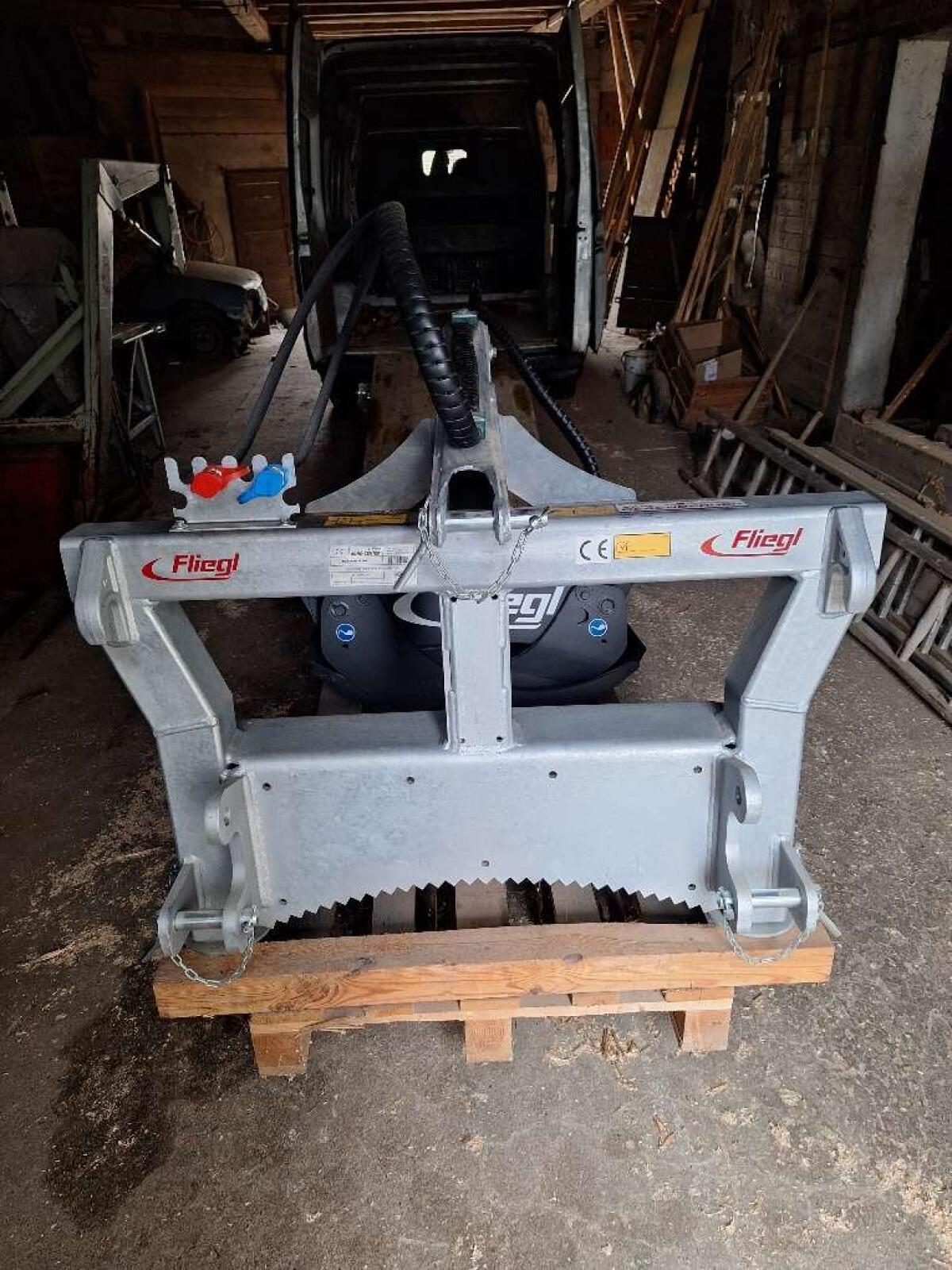 Rückezange Fliegl RZ 185 Combi 2