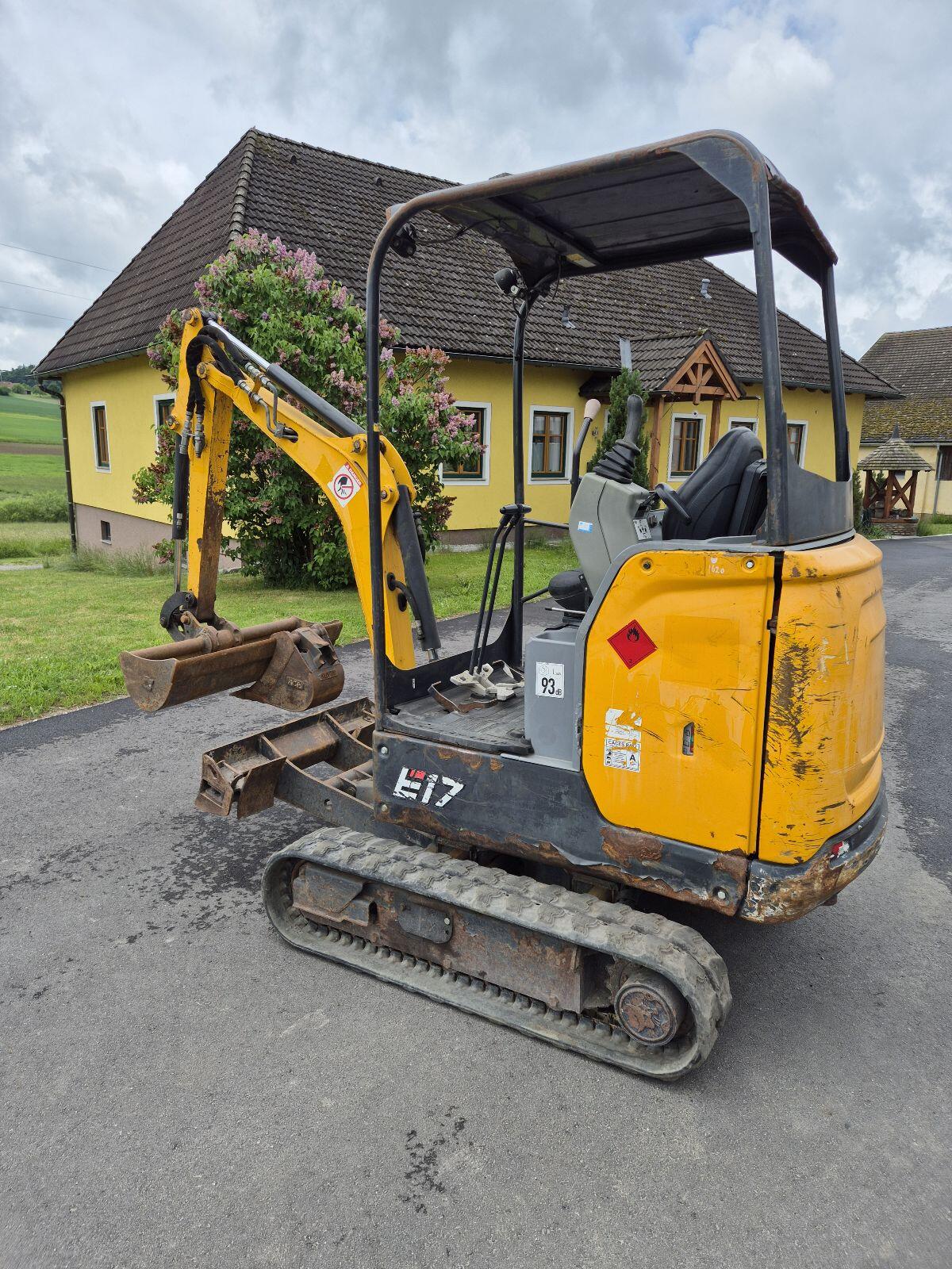Minibagger Bobcat E17 1