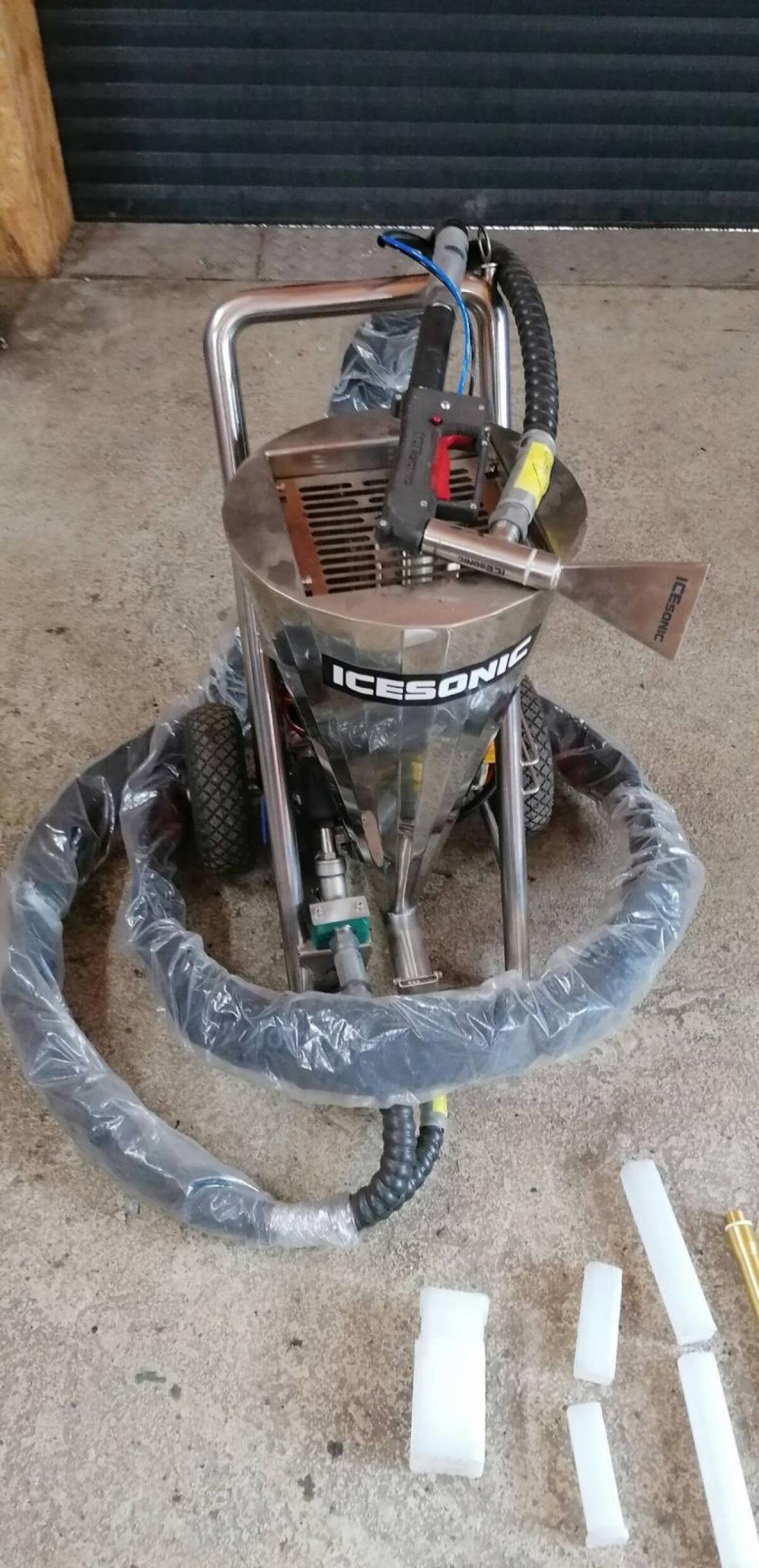 Trockeneisstrahler Mighty e Icesonic 1