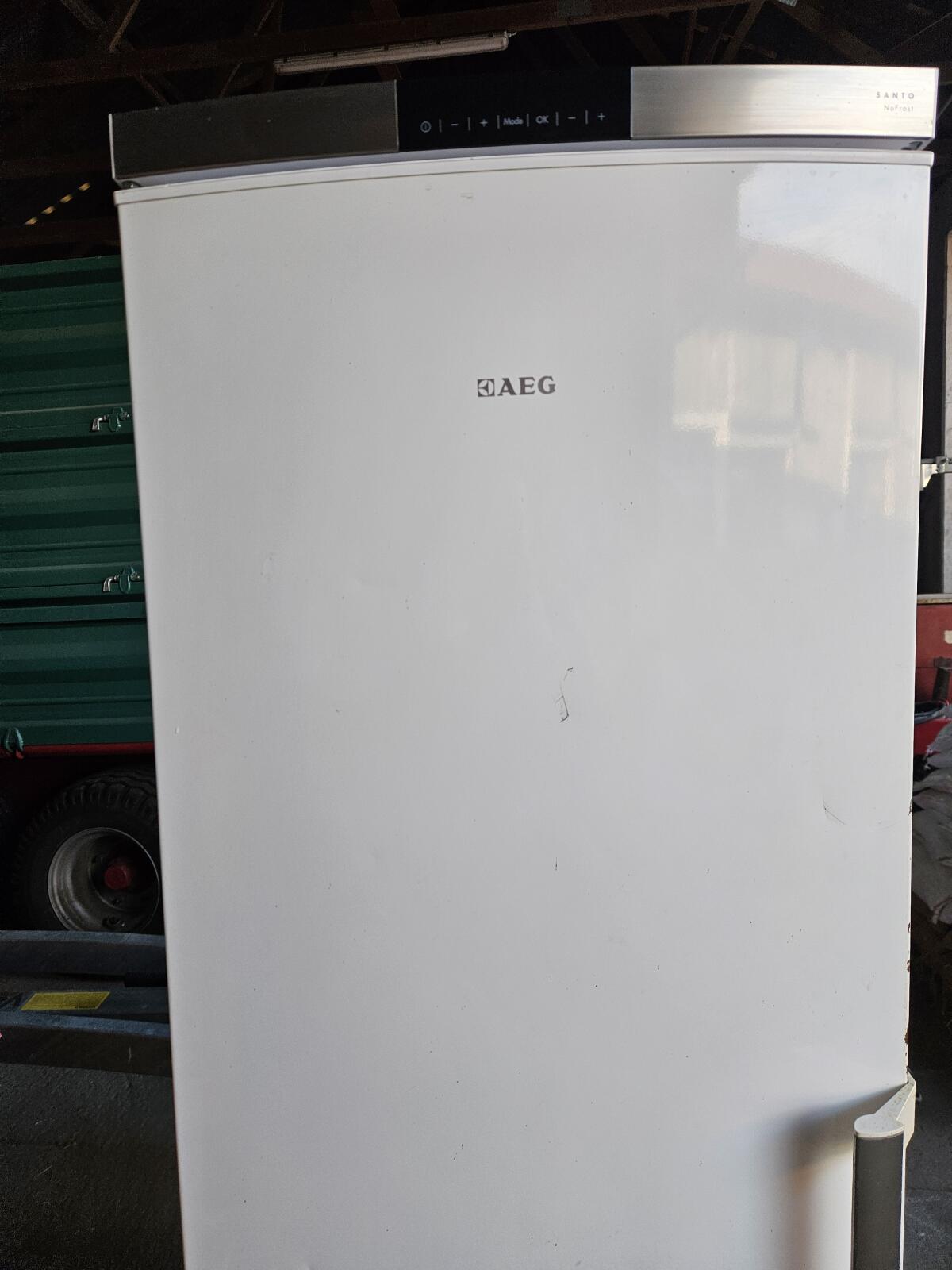 Kühl-Gefrierschrank AEG 2