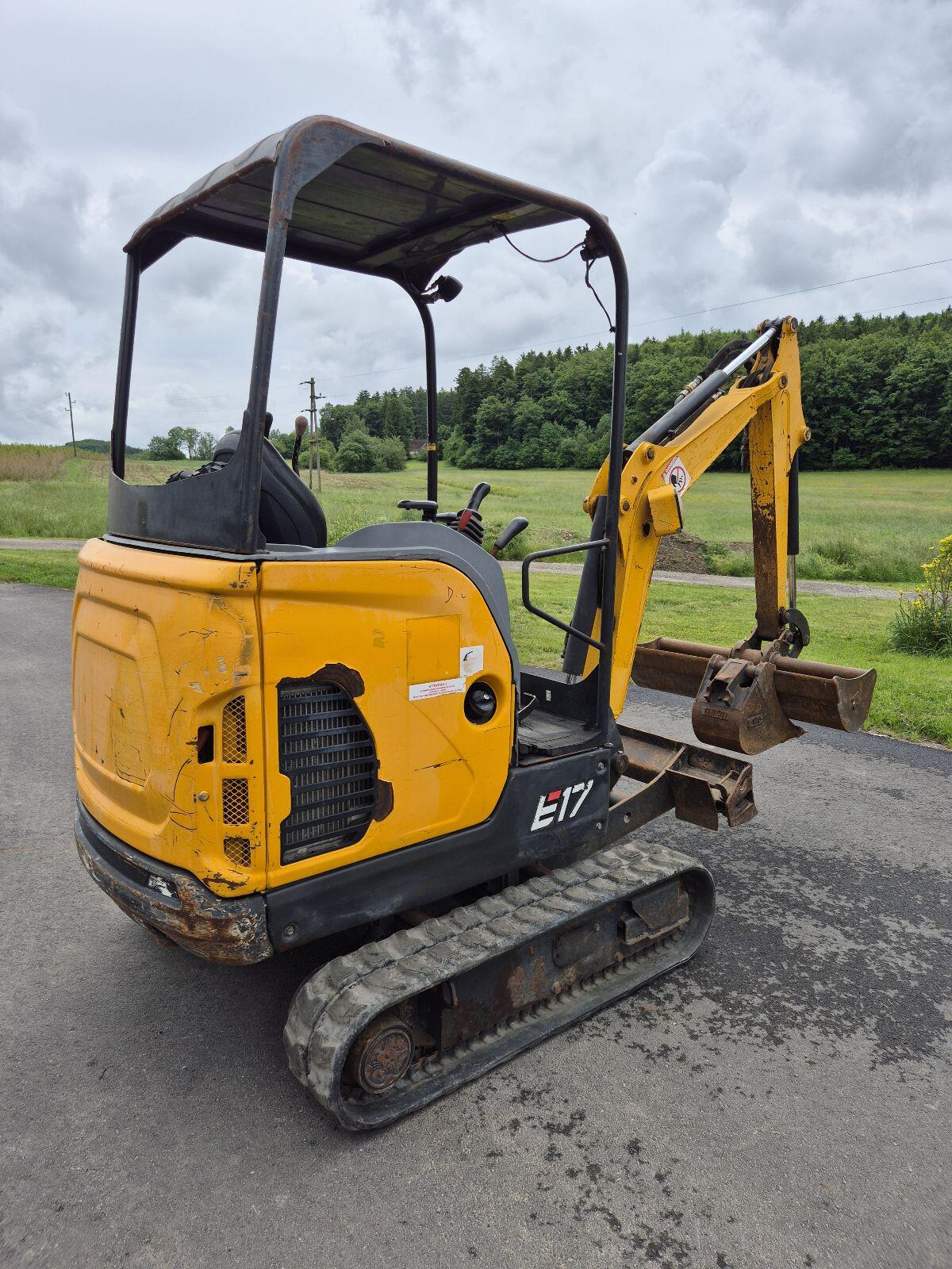 Minibagger Bobcat E17 2