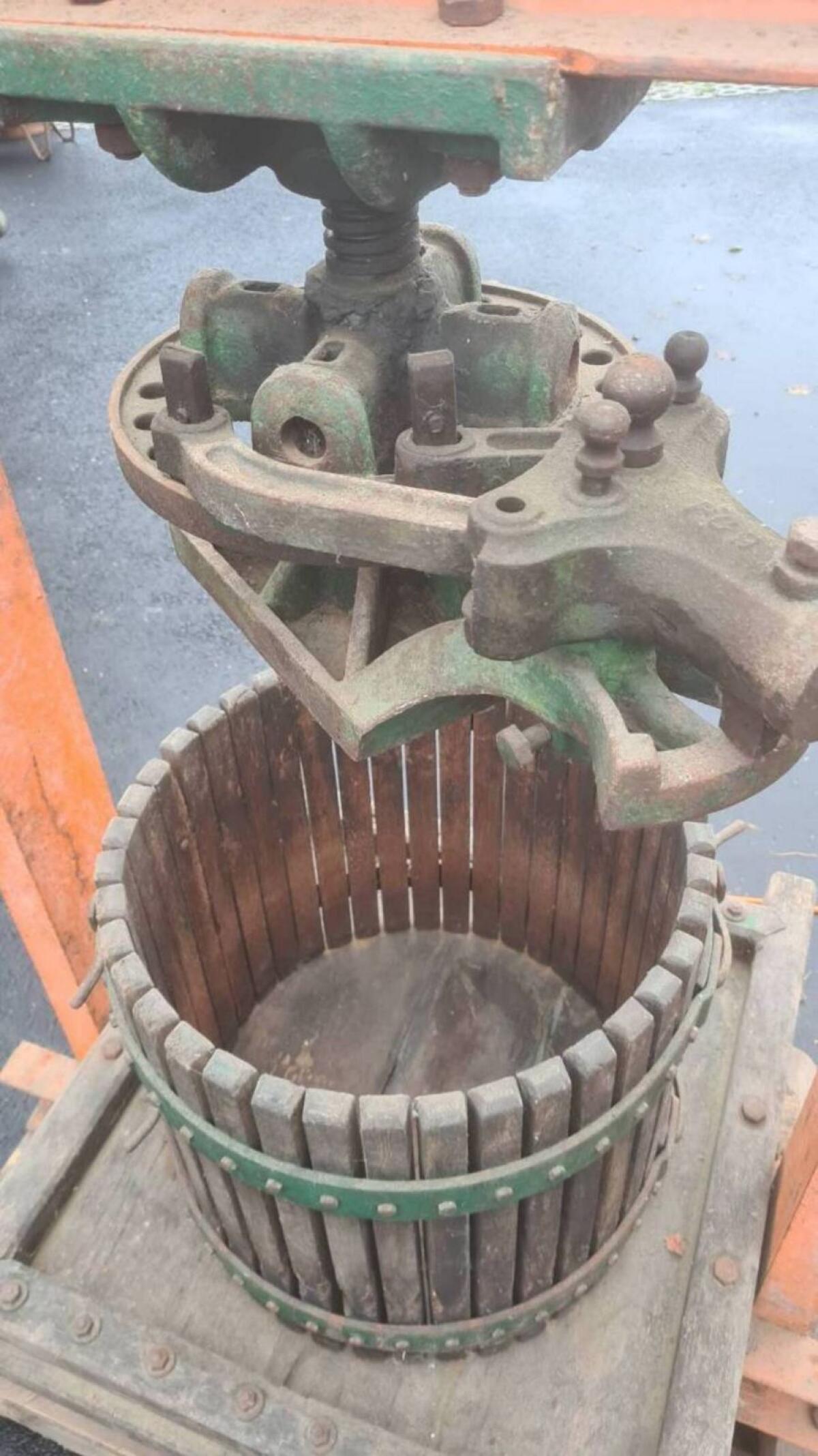 Oberdruck-Obstpresse 2