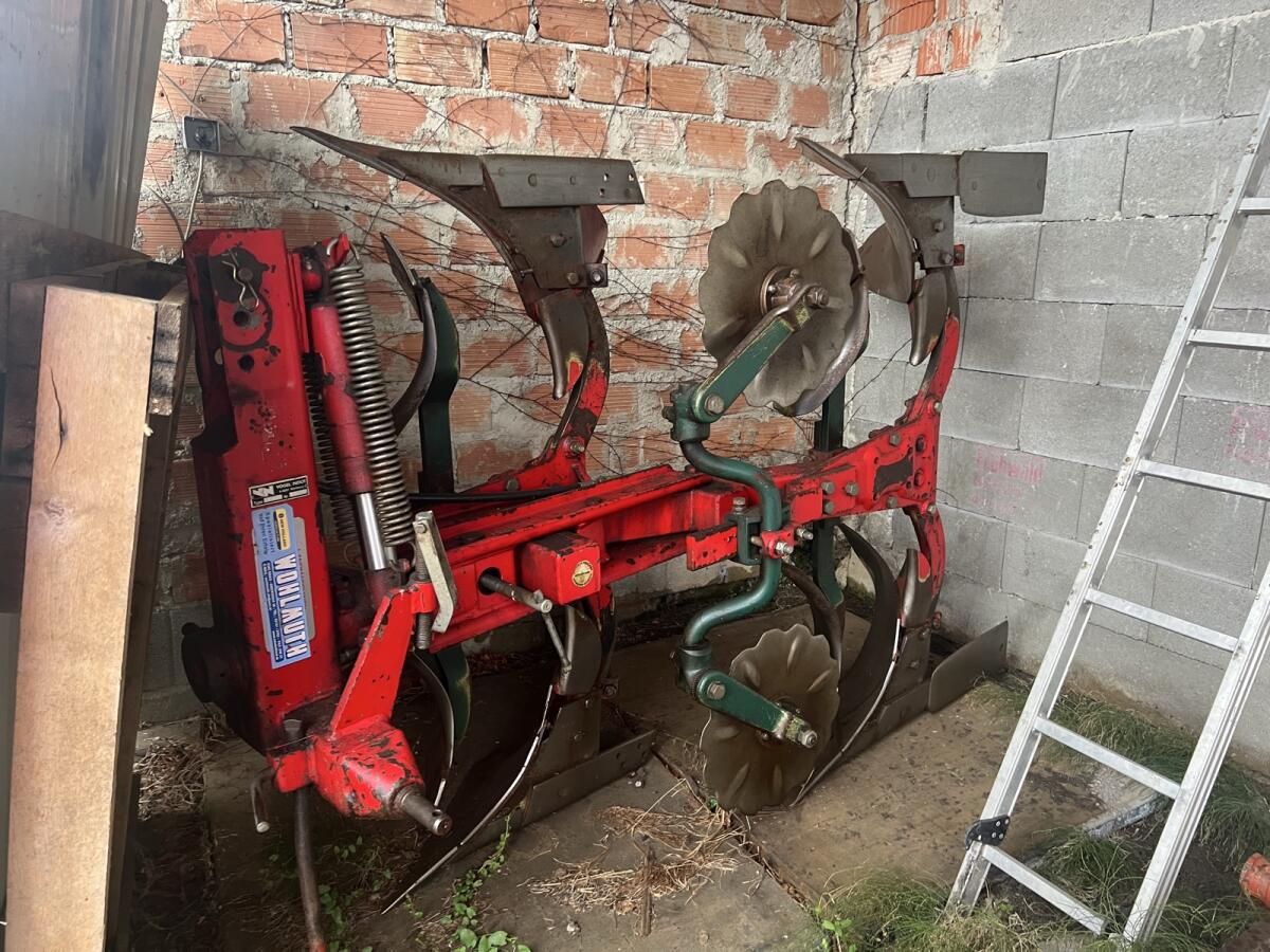Vogel & Noot 2-Schar Hydraulischer Wende-Pflug 1