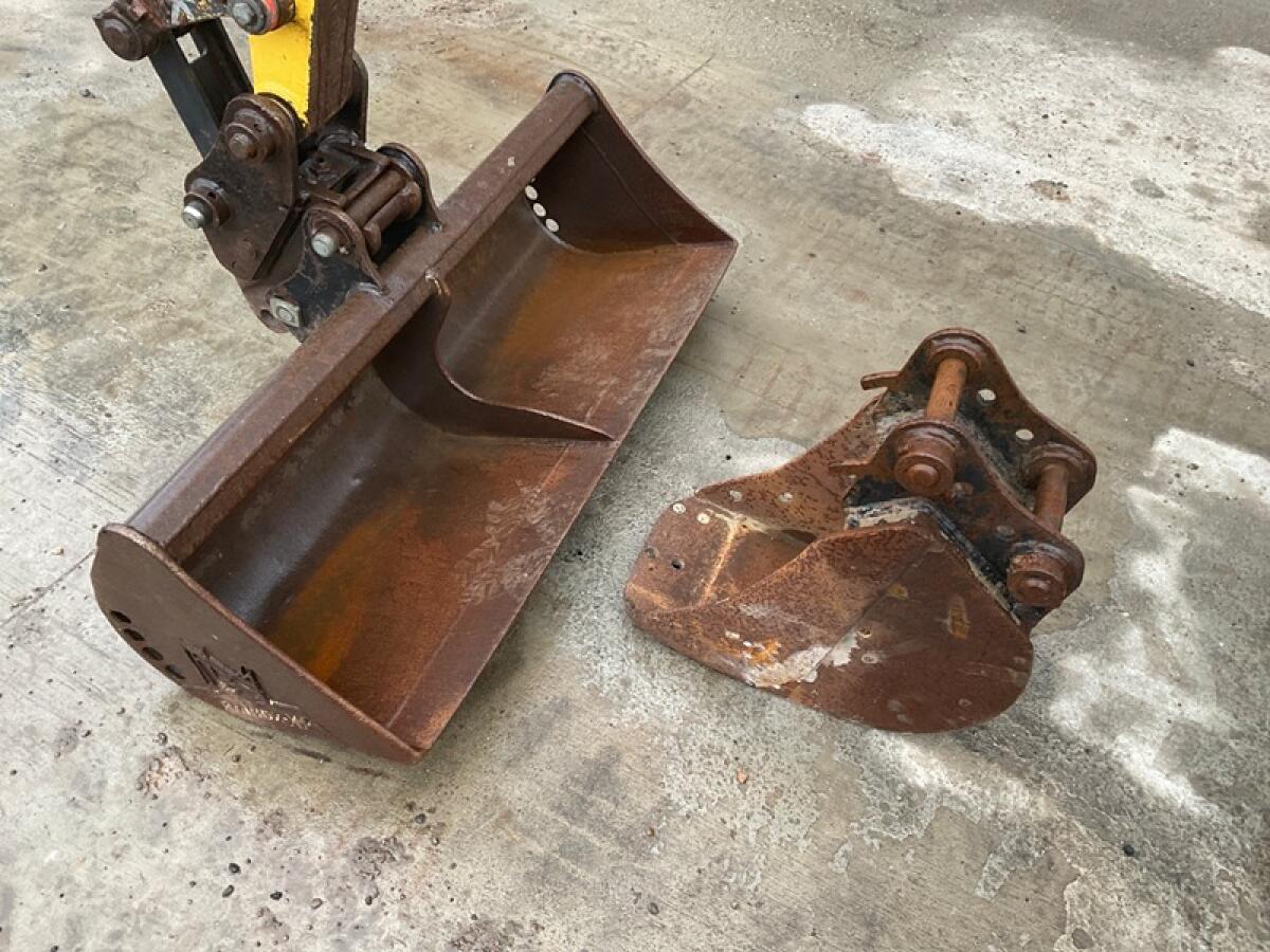 New Holland E29BSR 3