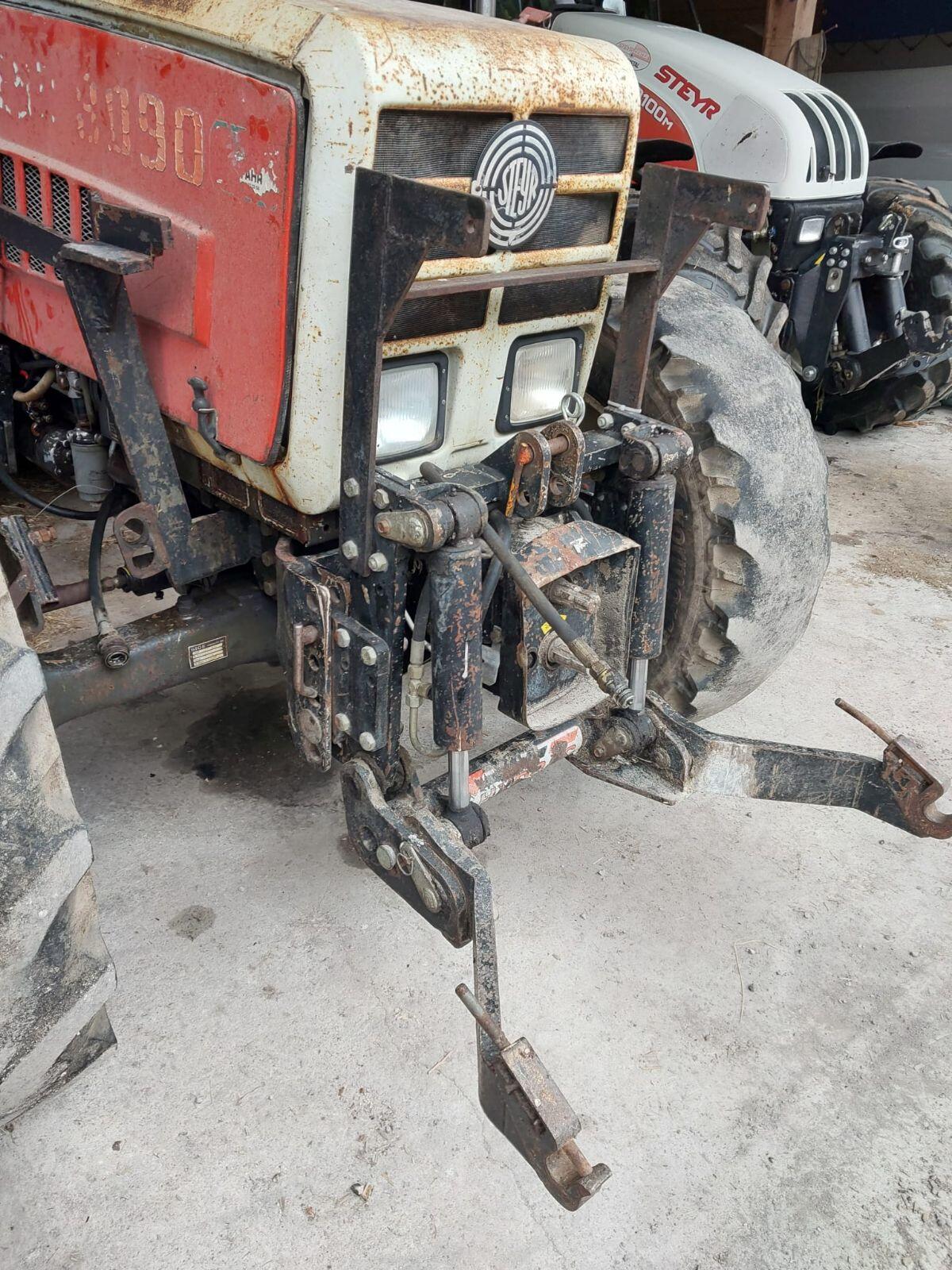 Hydrac Fronthydraulik und Zapfwelle 8070-8090 2